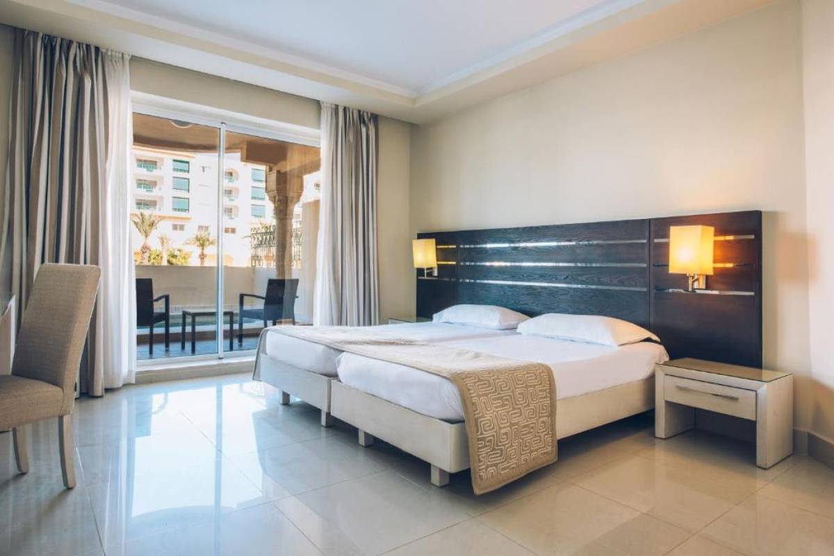 Iberostar Waves Averroes