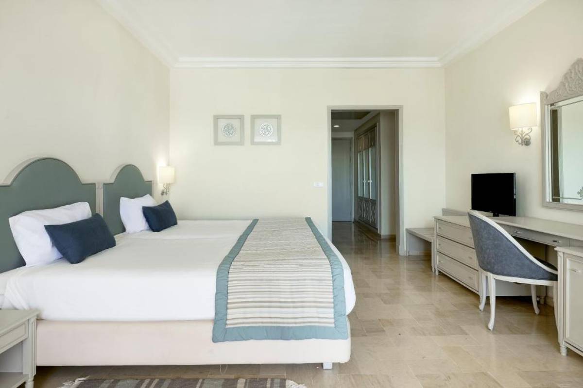 Iberostar Waves Averroes