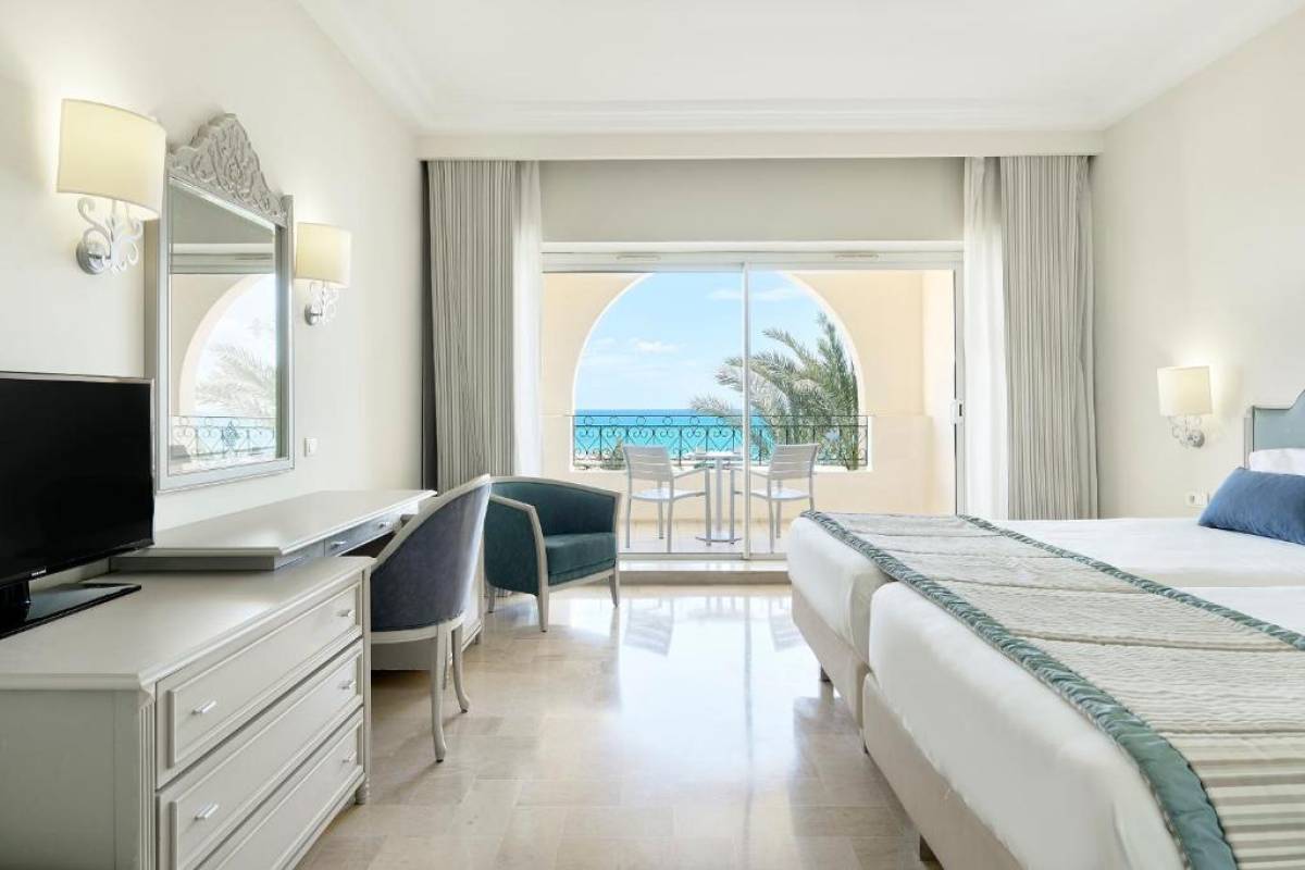 Iberostar Waves Averroes