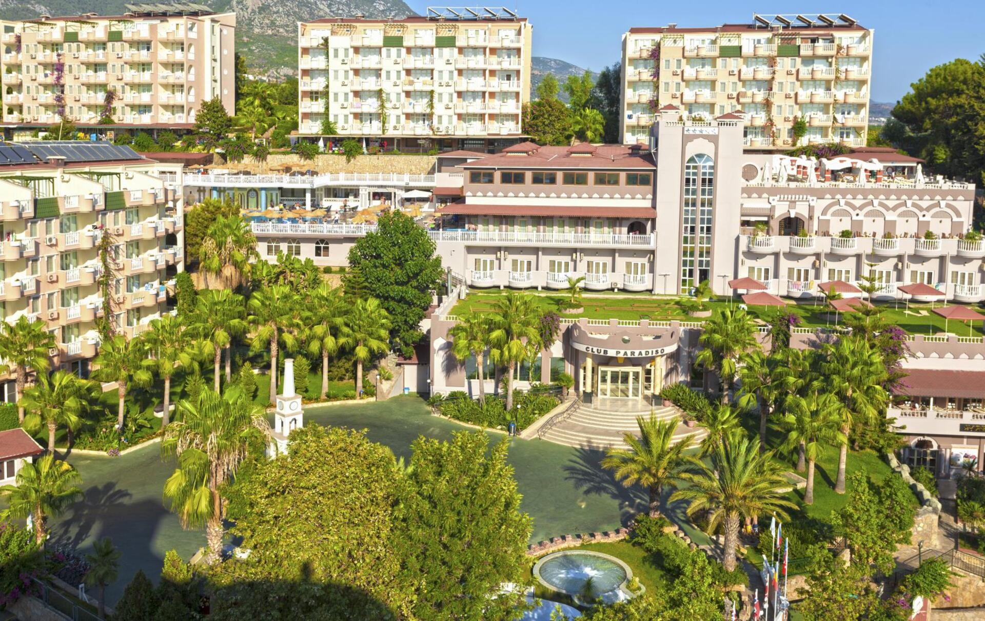 CLUB PARADISO HOTEL & RESORT