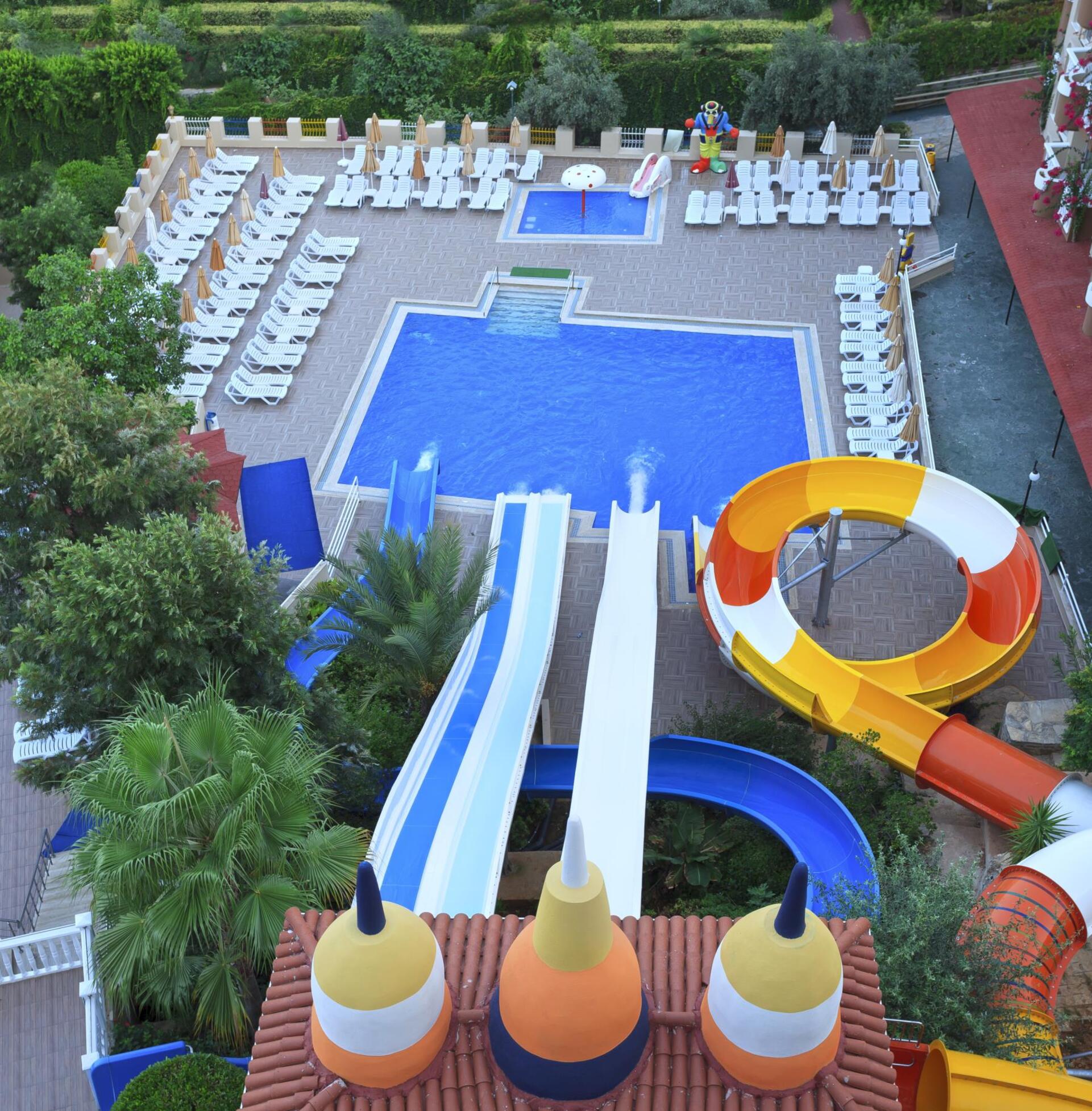 CLUB PARADISO HOTEL & RESORT