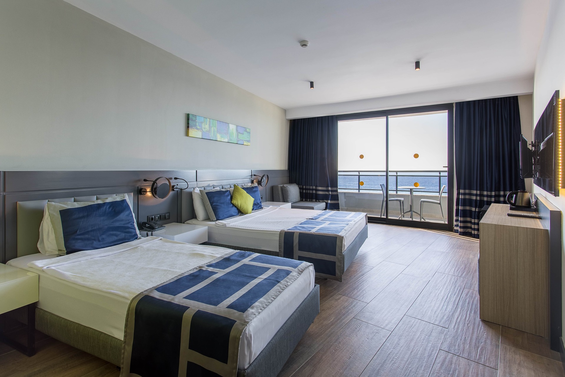 Noxinn Deluxe Hotel