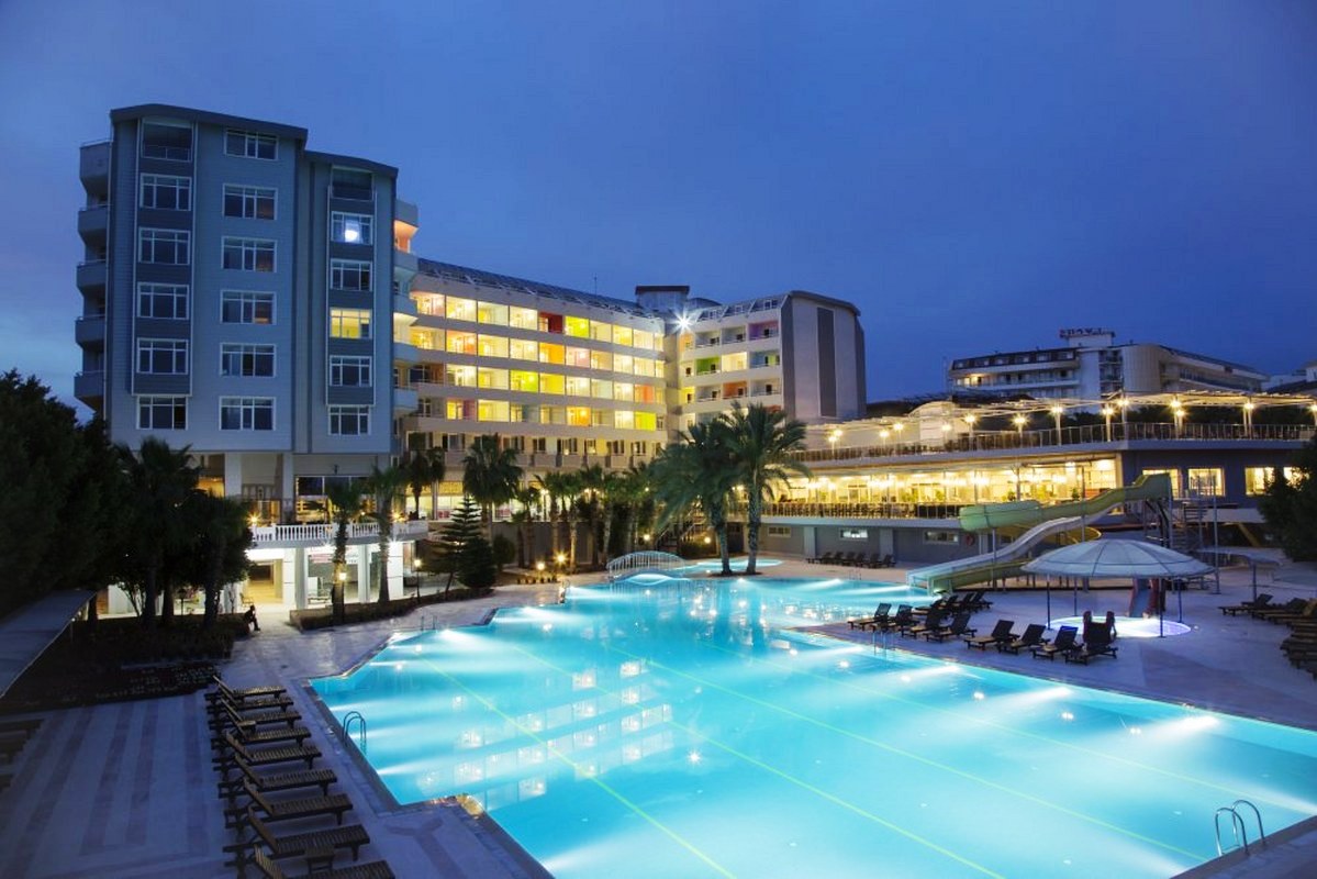 MERIDIA BEACH HOTEL
