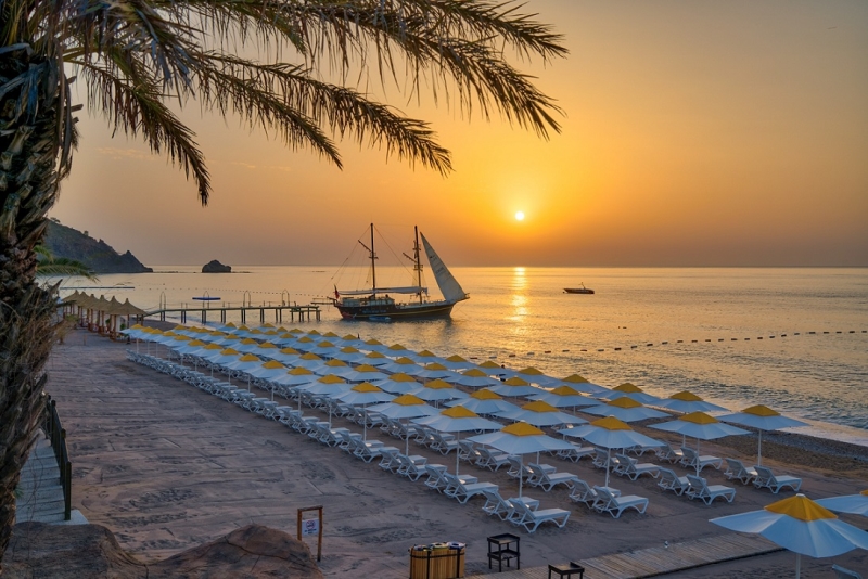 Pirate's Beach Club