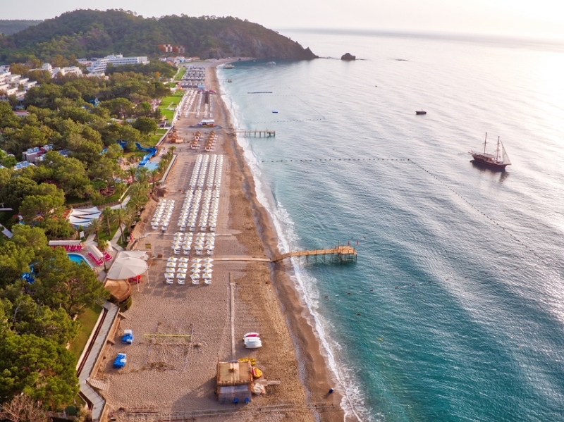 Pirate's Beach Club