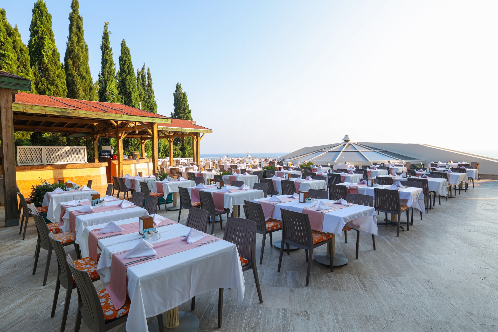 Sunrise Queen Luxury Resort & Spa