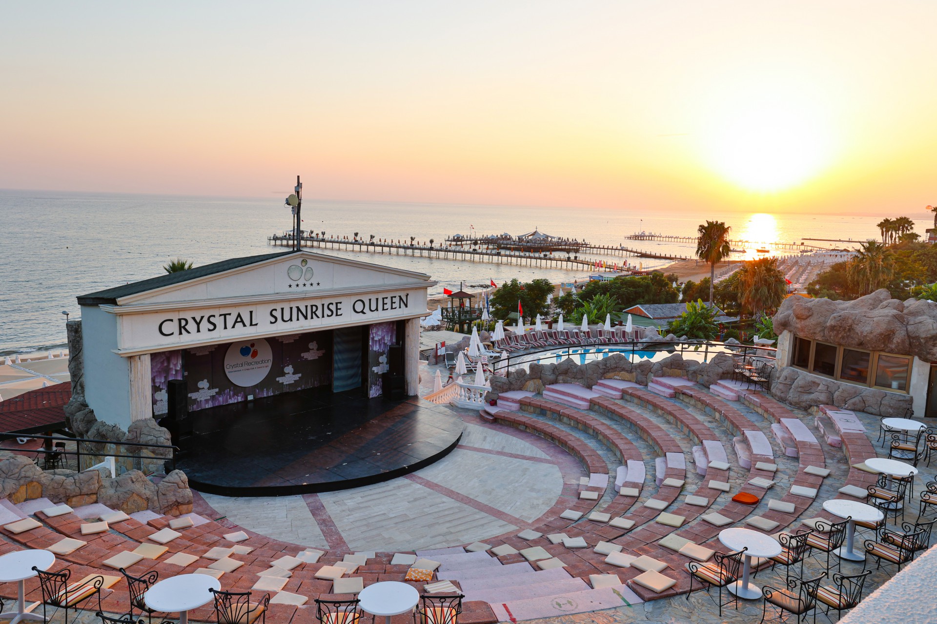 Sunrise Queen Luxury Resort & Spa