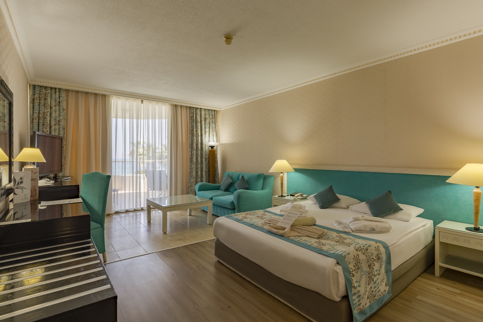 Sunrise Queen Luxury Resort & Spa