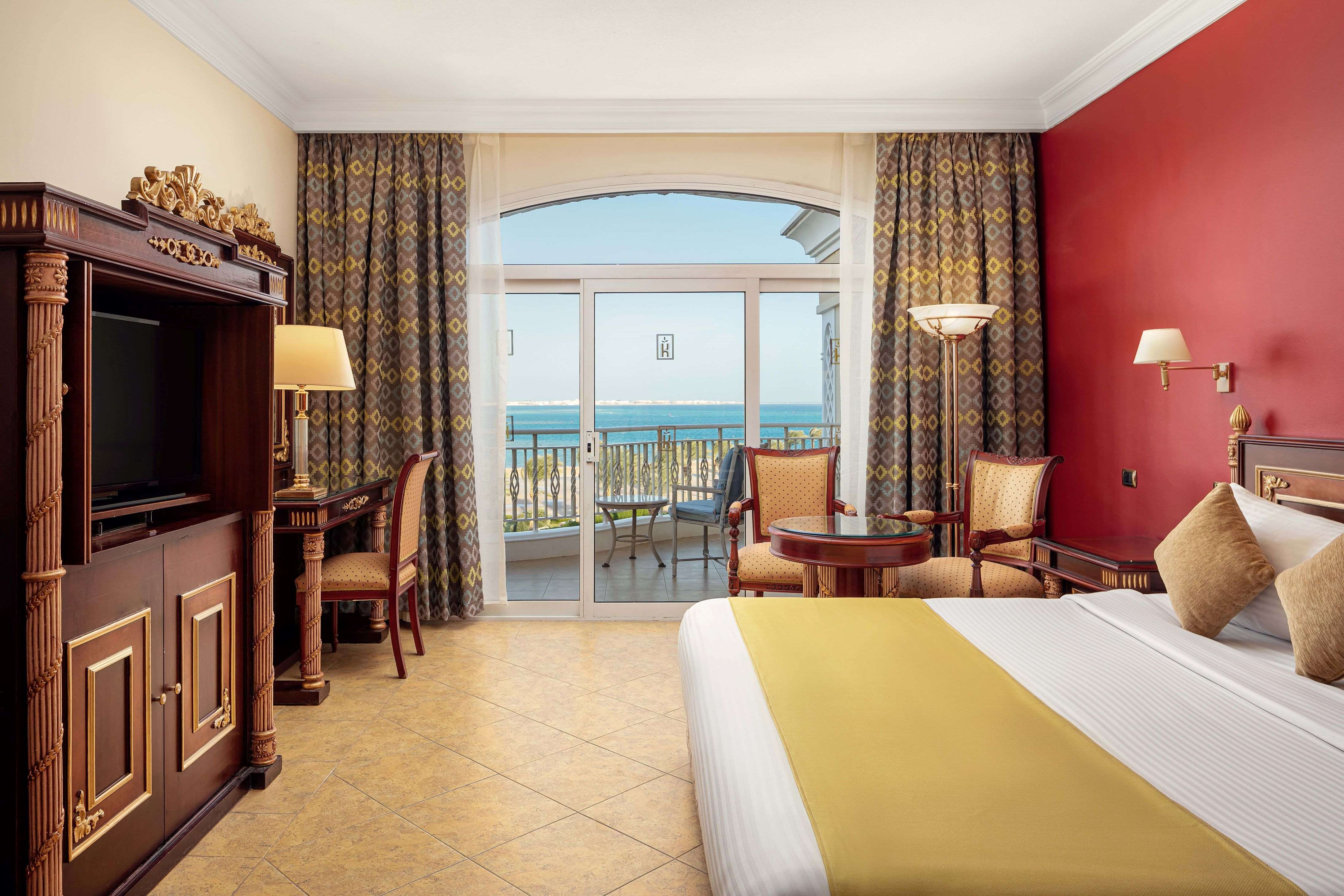 Palm Royale Soma Bay Sentido