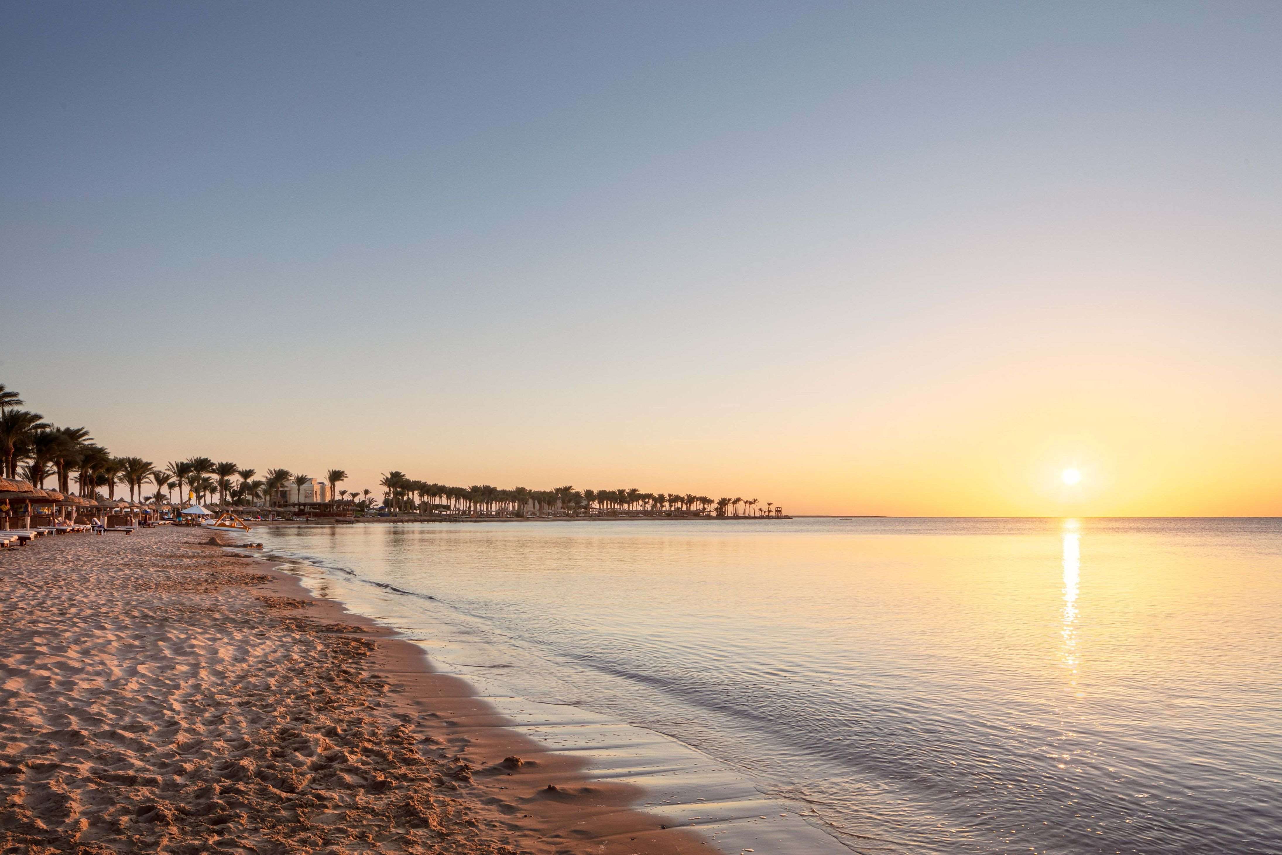 Palm Royale Soma Bay Sentido