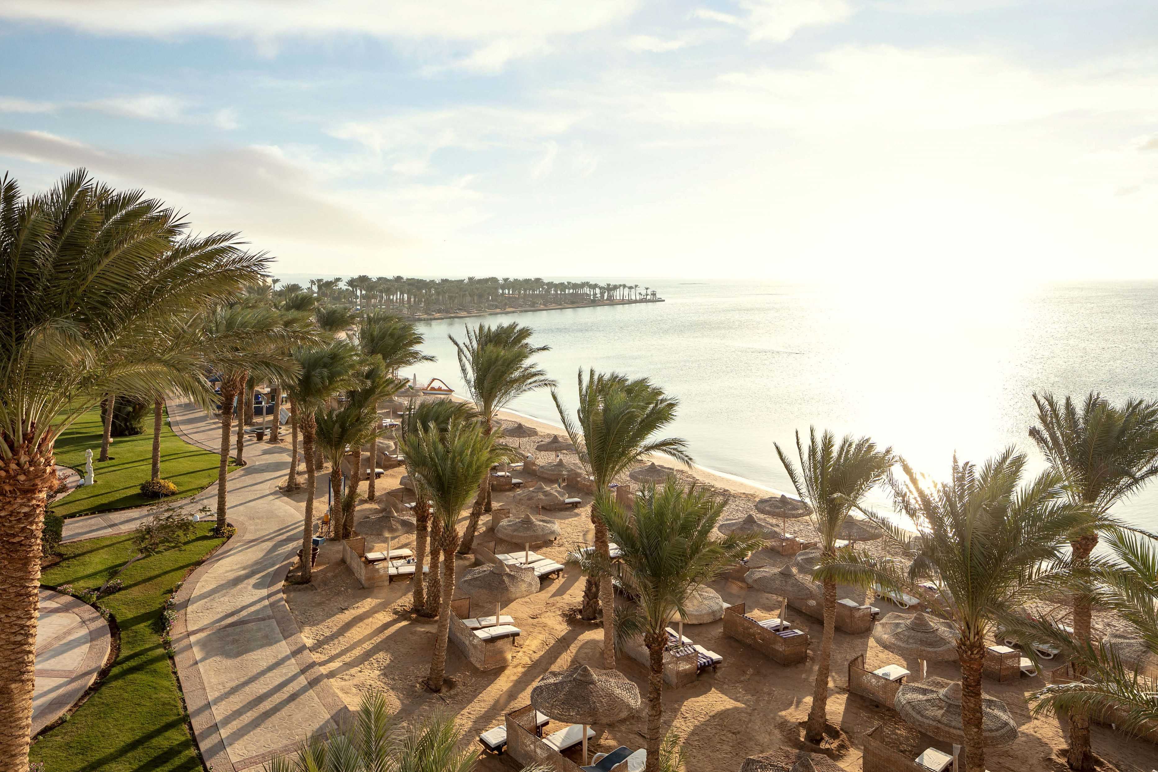 Palm Royale Soma Bay Sentido
