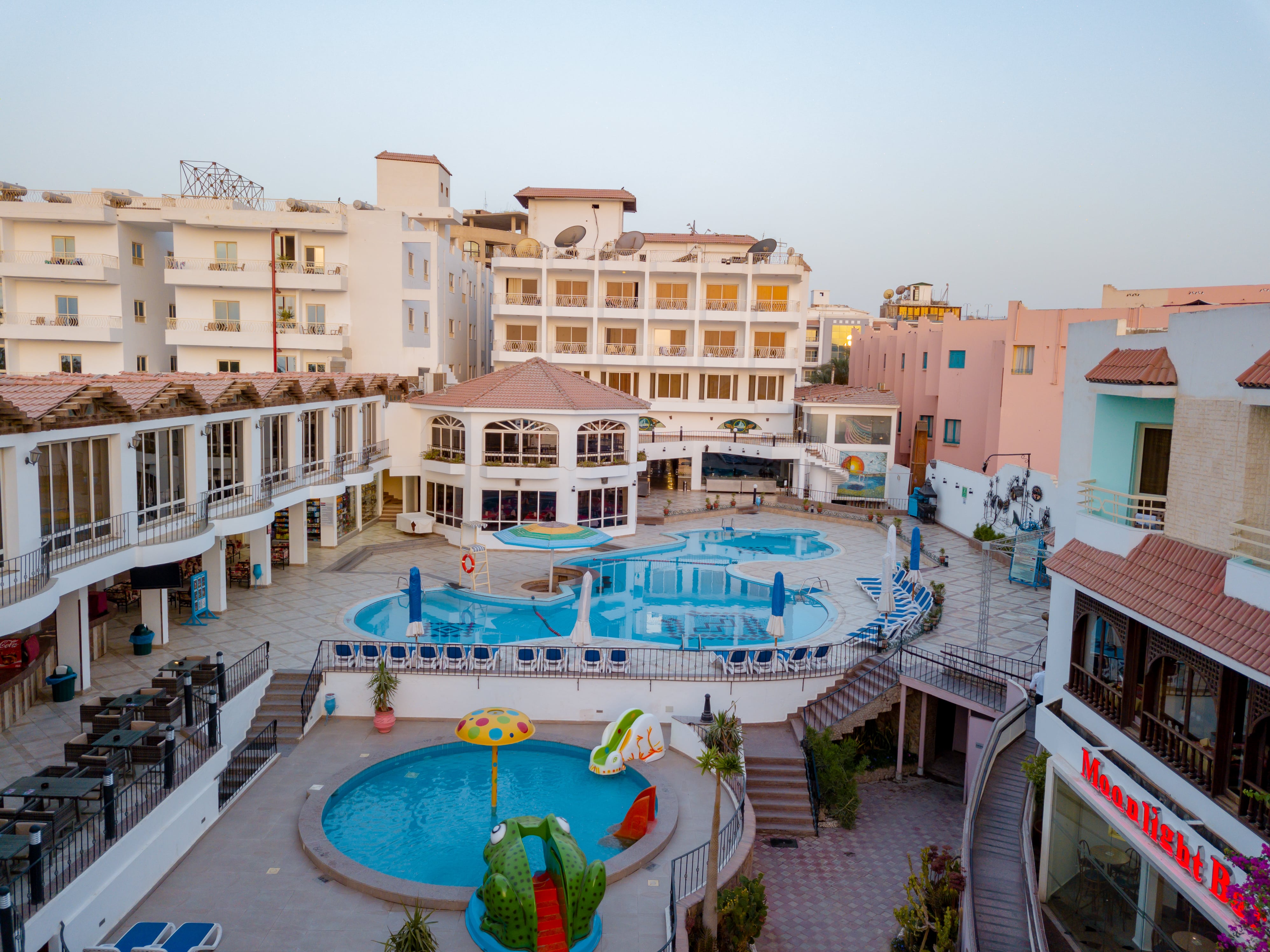 Minamark Beach Resort