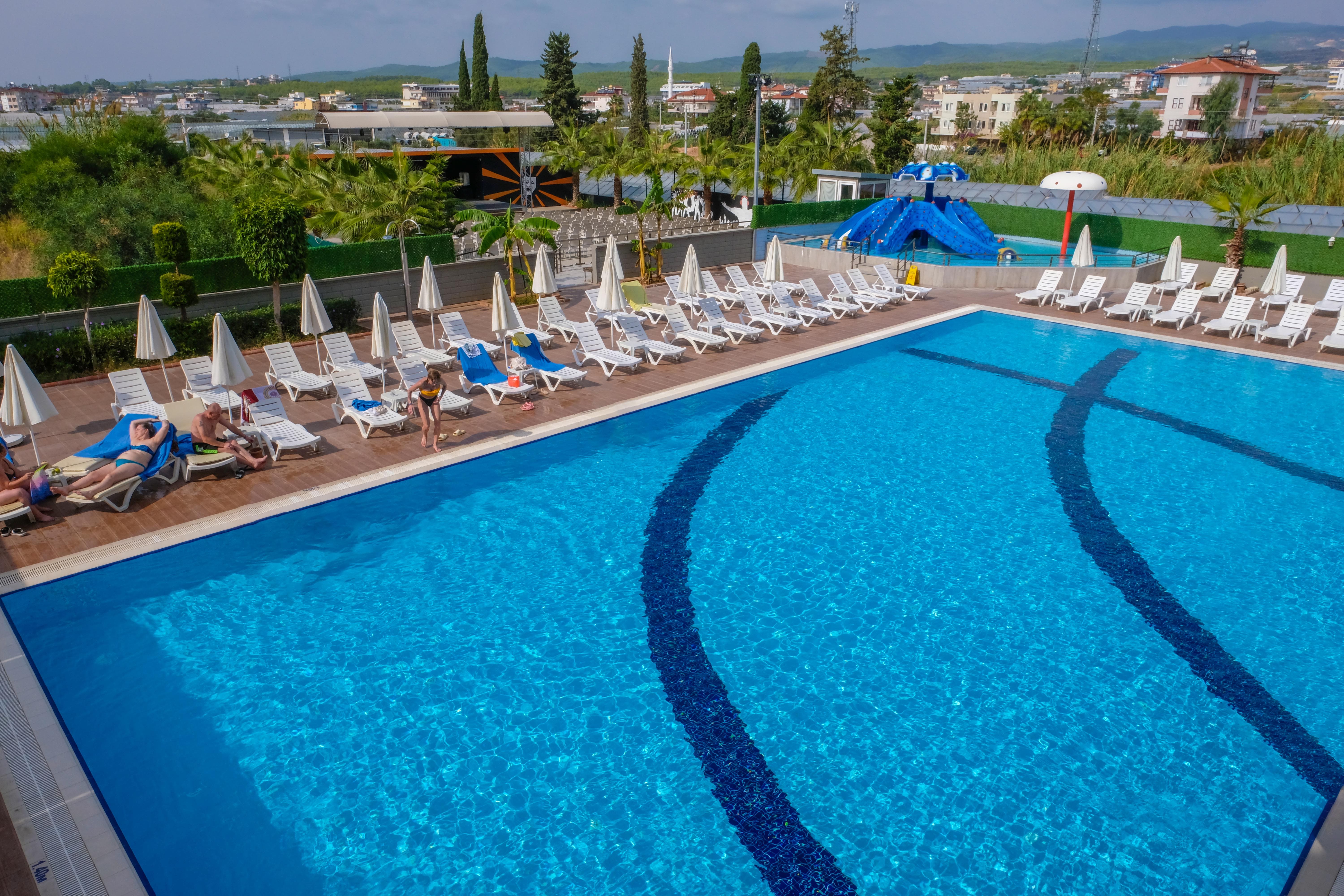 Xoria Deluxe Hotel
