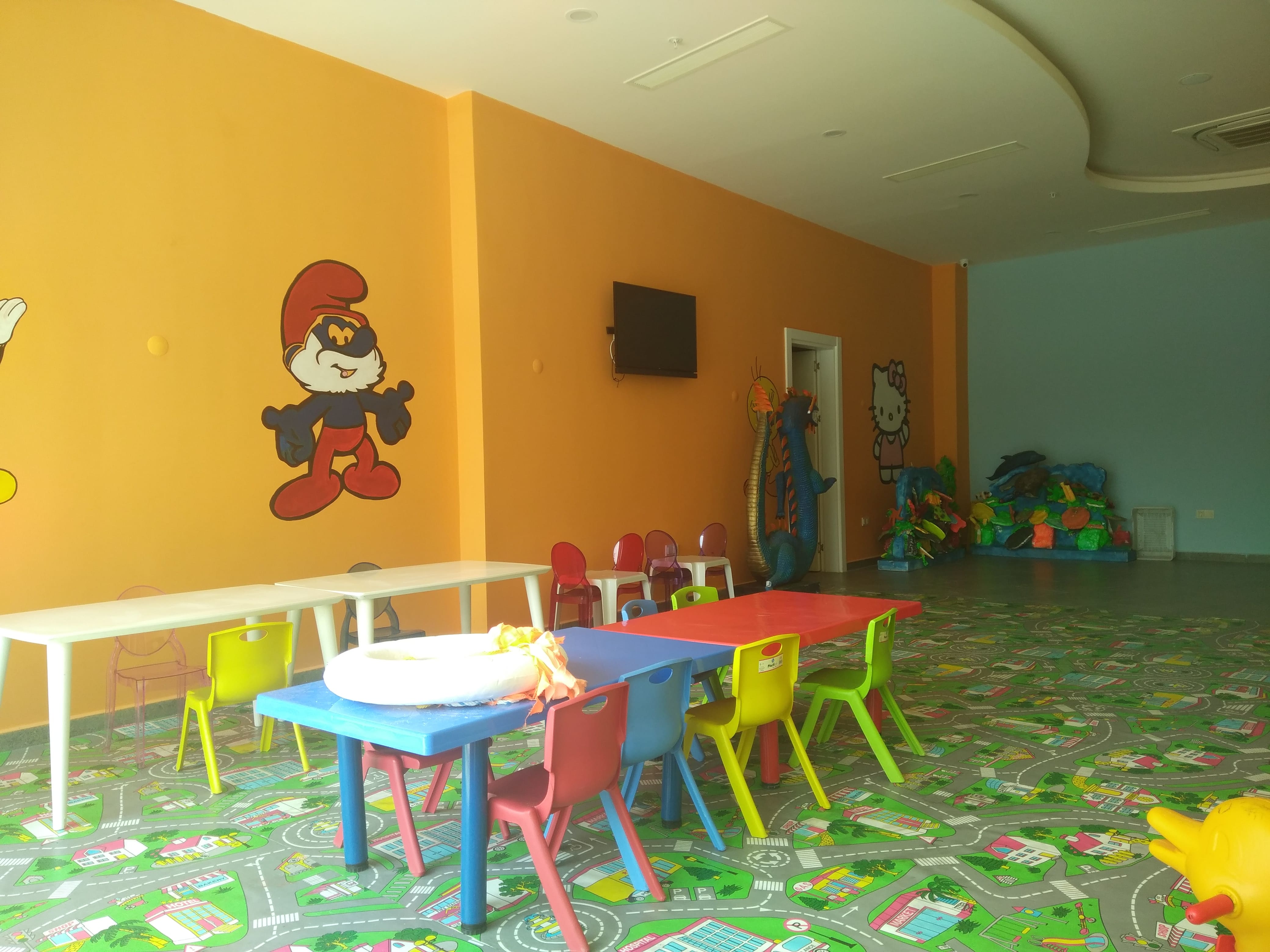 Xoria Deluxe Hotel