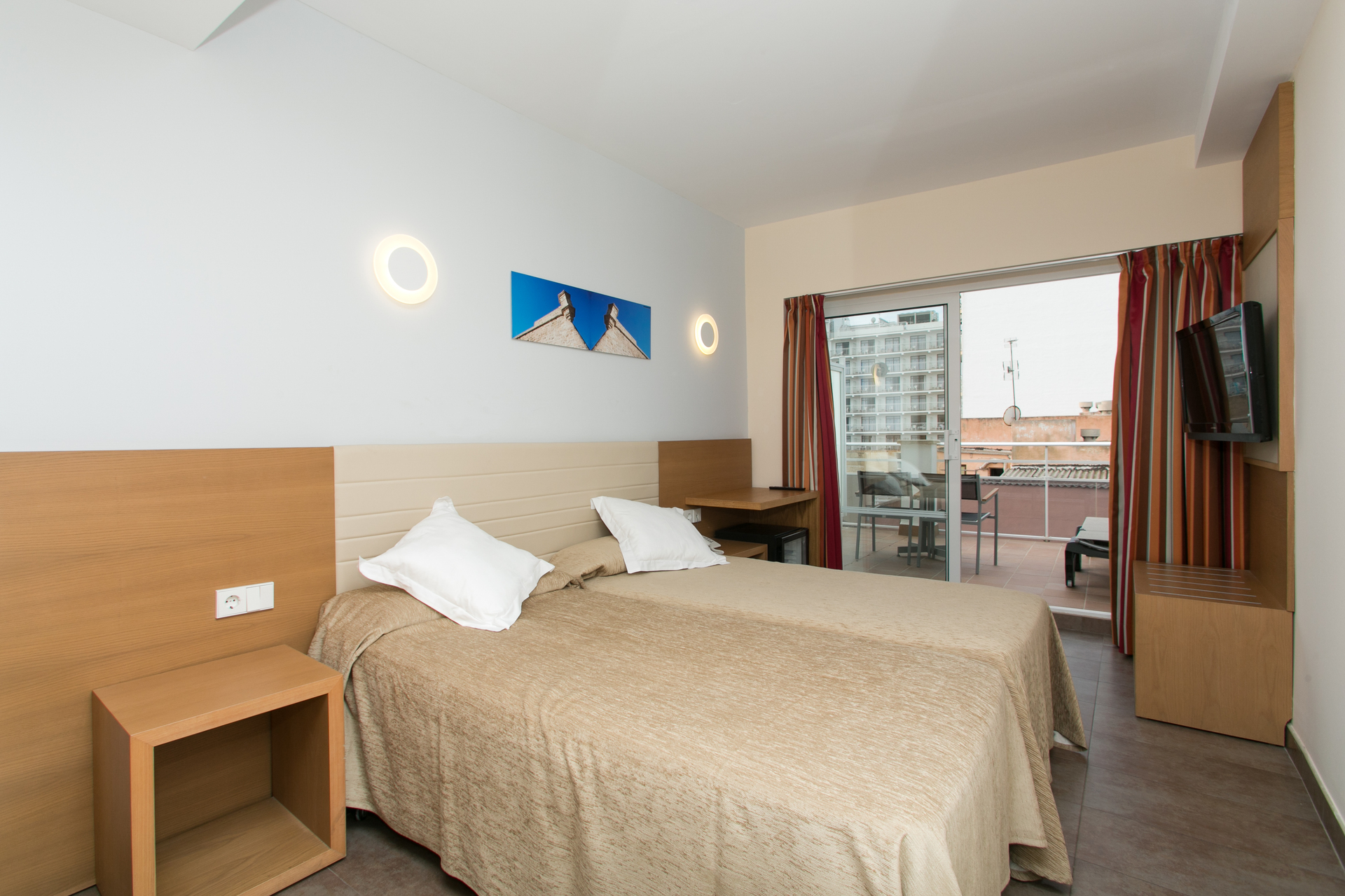 AV Hotels Don Pepe