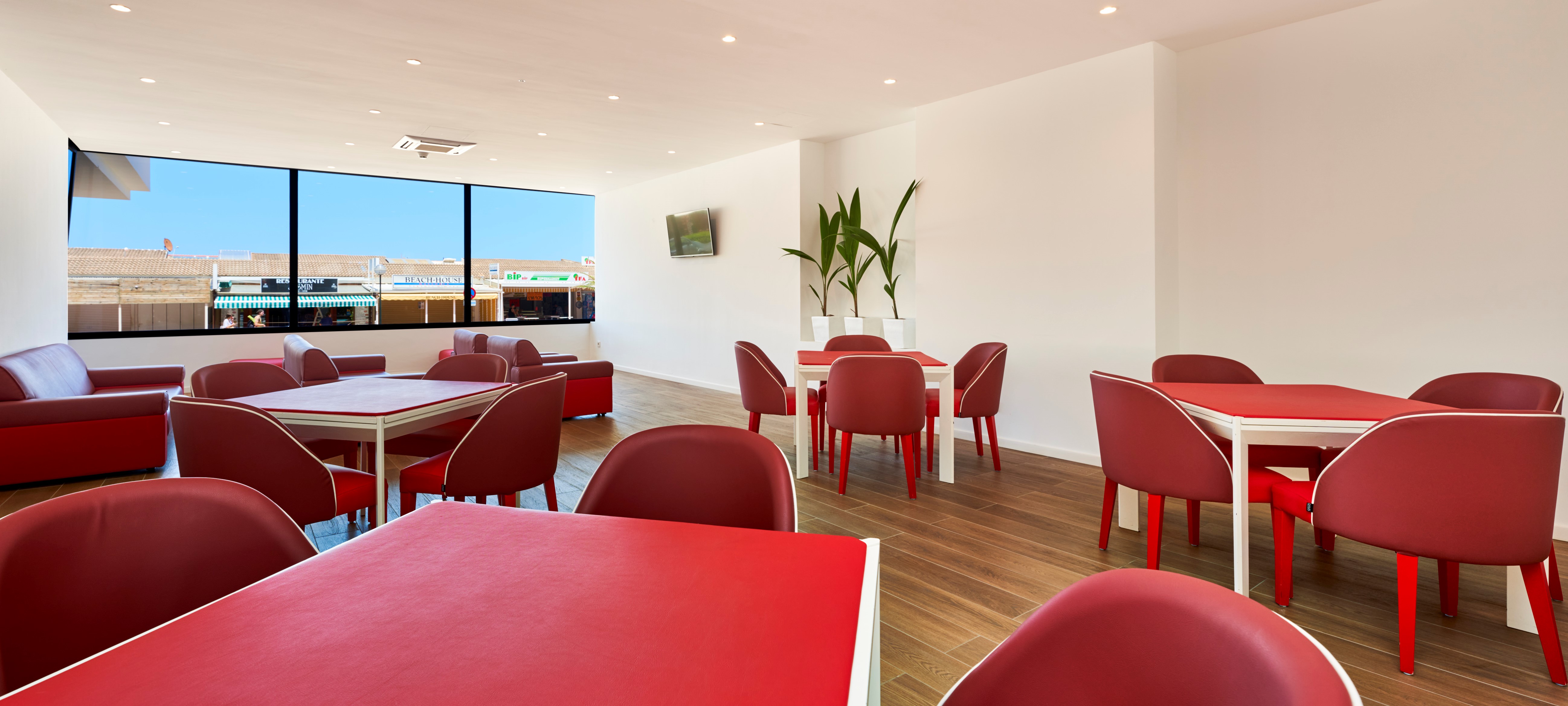 S'Entrador Playa Hotel & Spa