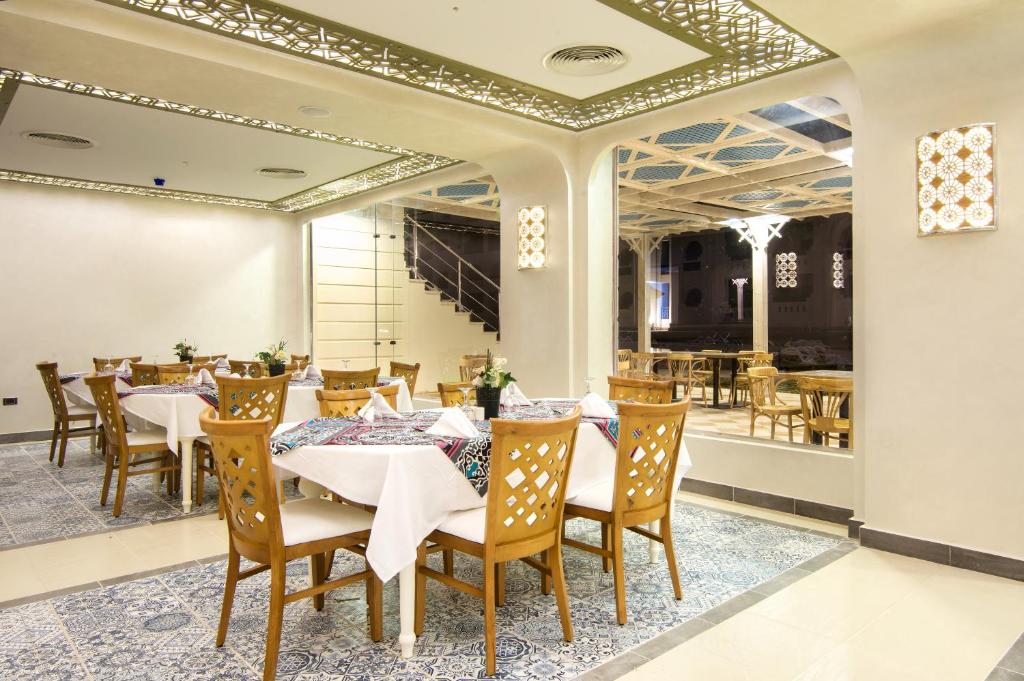 Gravity Hotel & Aqua Sahl Hasheesh