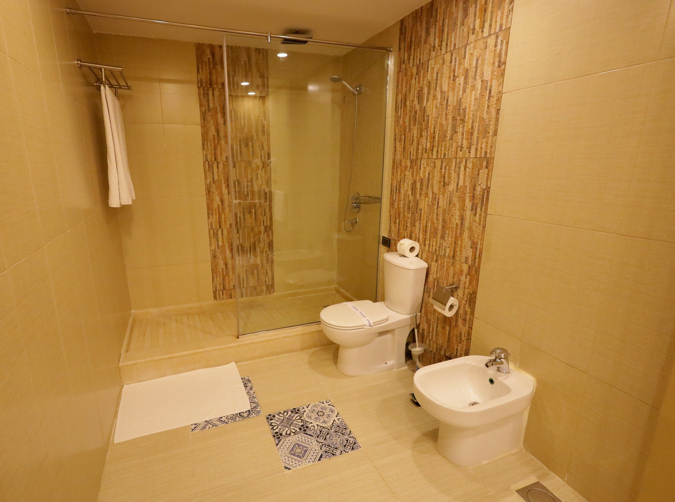 Gravity Hotel & Aqua Sahl Hasheesh