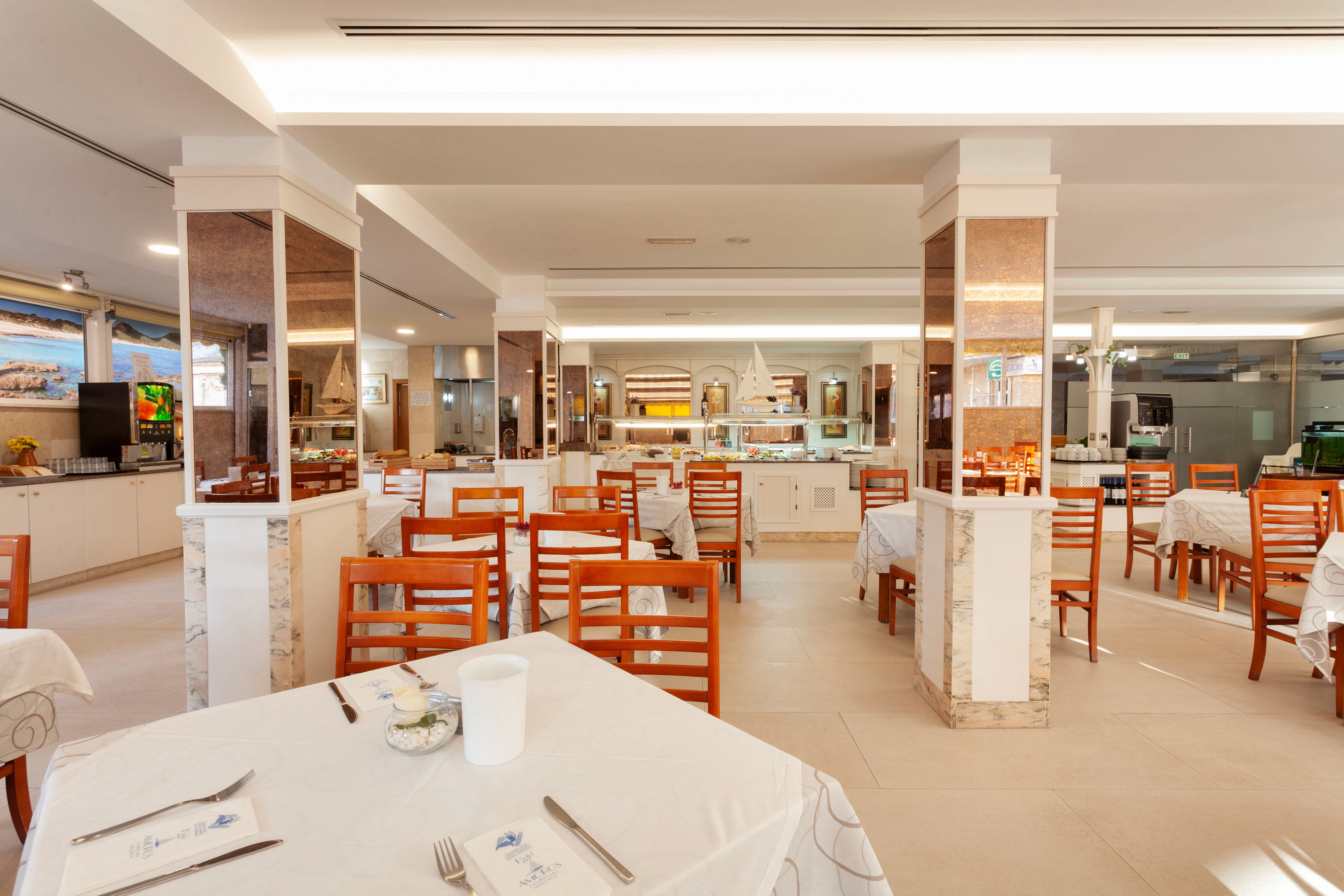 Amoros Hotel