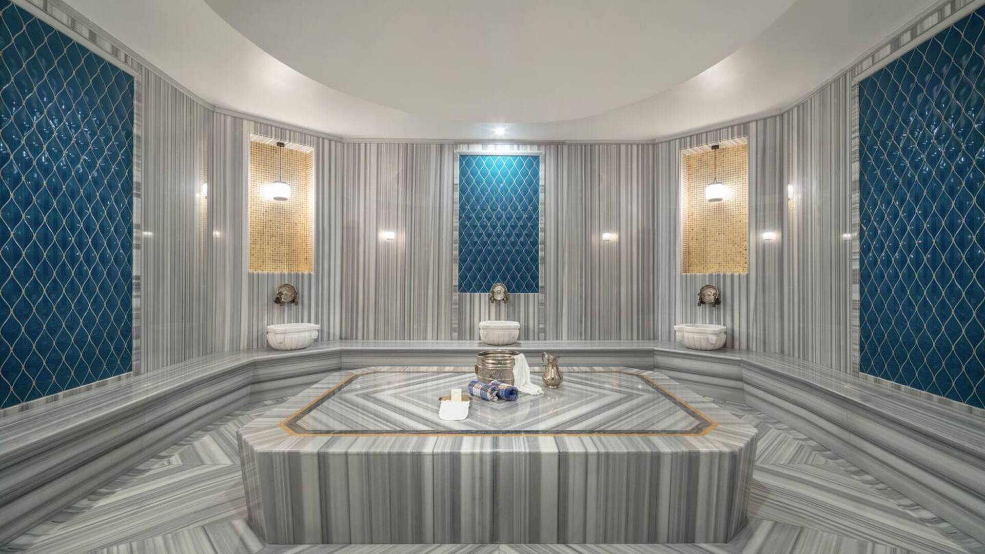 DoubleTree by Hilton Antalya City Centre