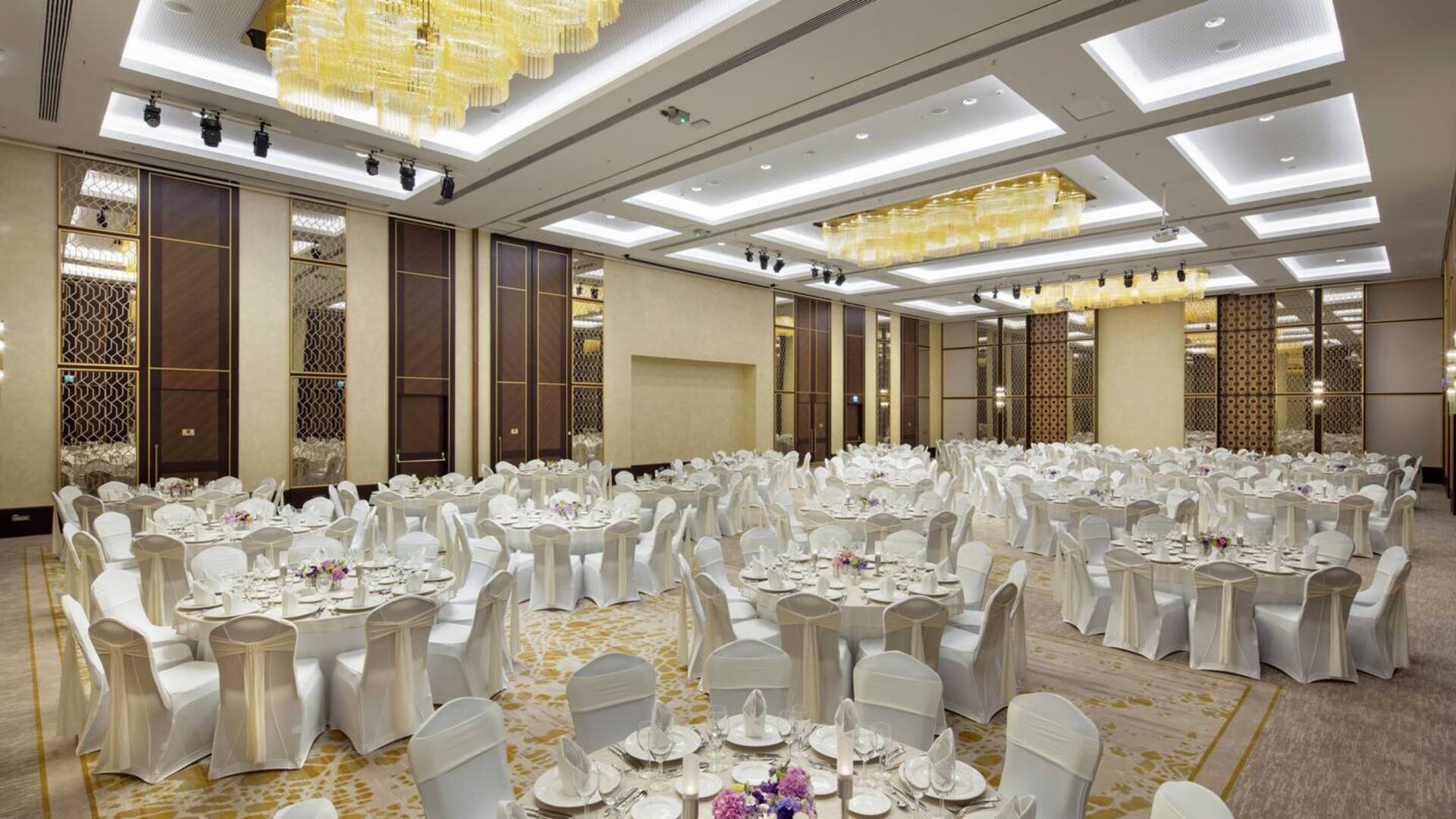 DoubleTree by Hilton Antalya City Centre