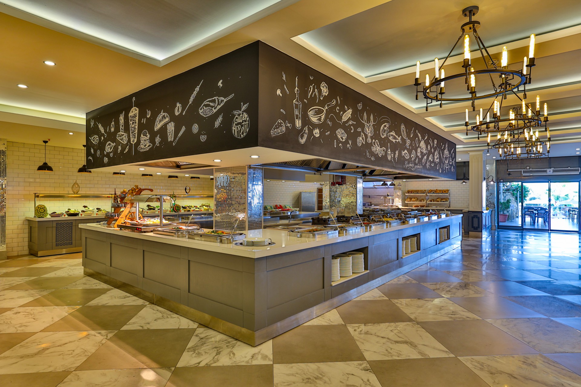 Crystal Land Of Paradise Beach Hotel