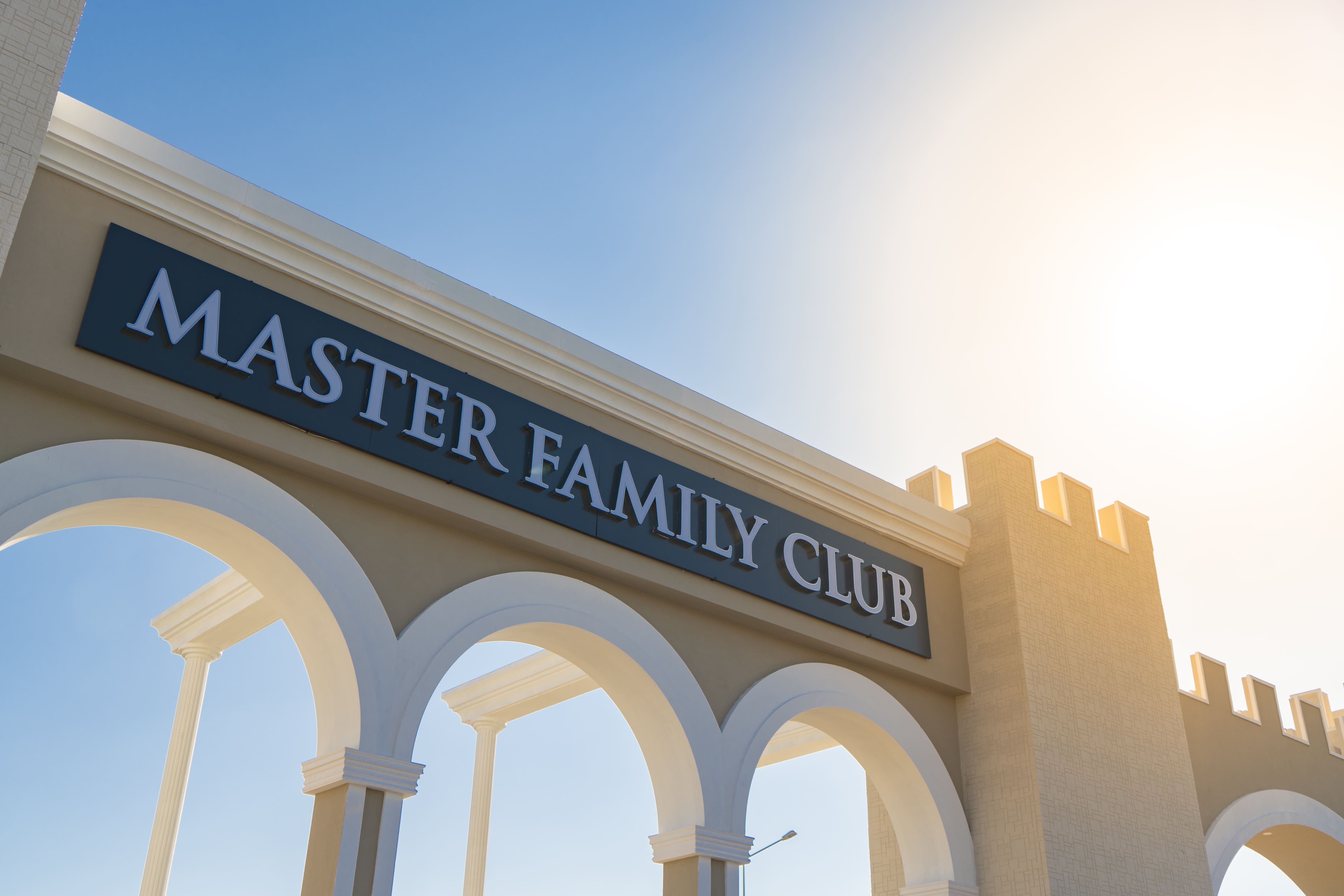 MASTER FAMILY CLUB