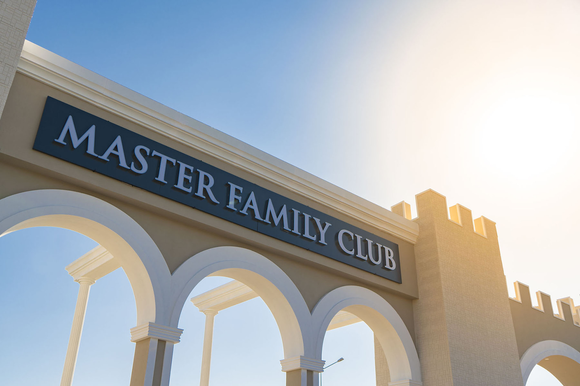 MASTER FAMILY CLUB