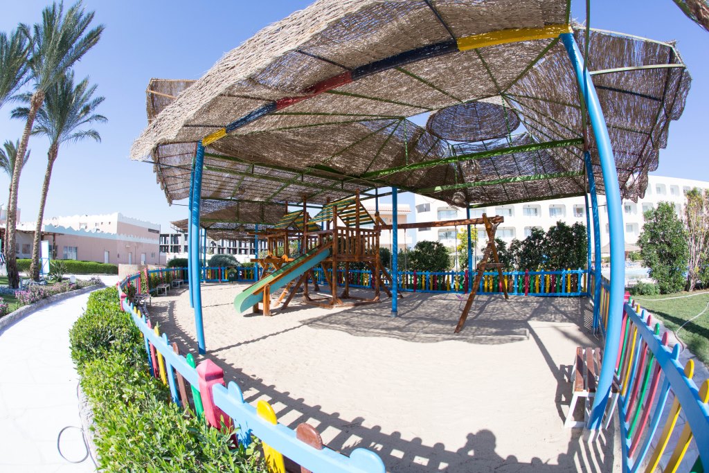 Titanic Resort & Aquapark