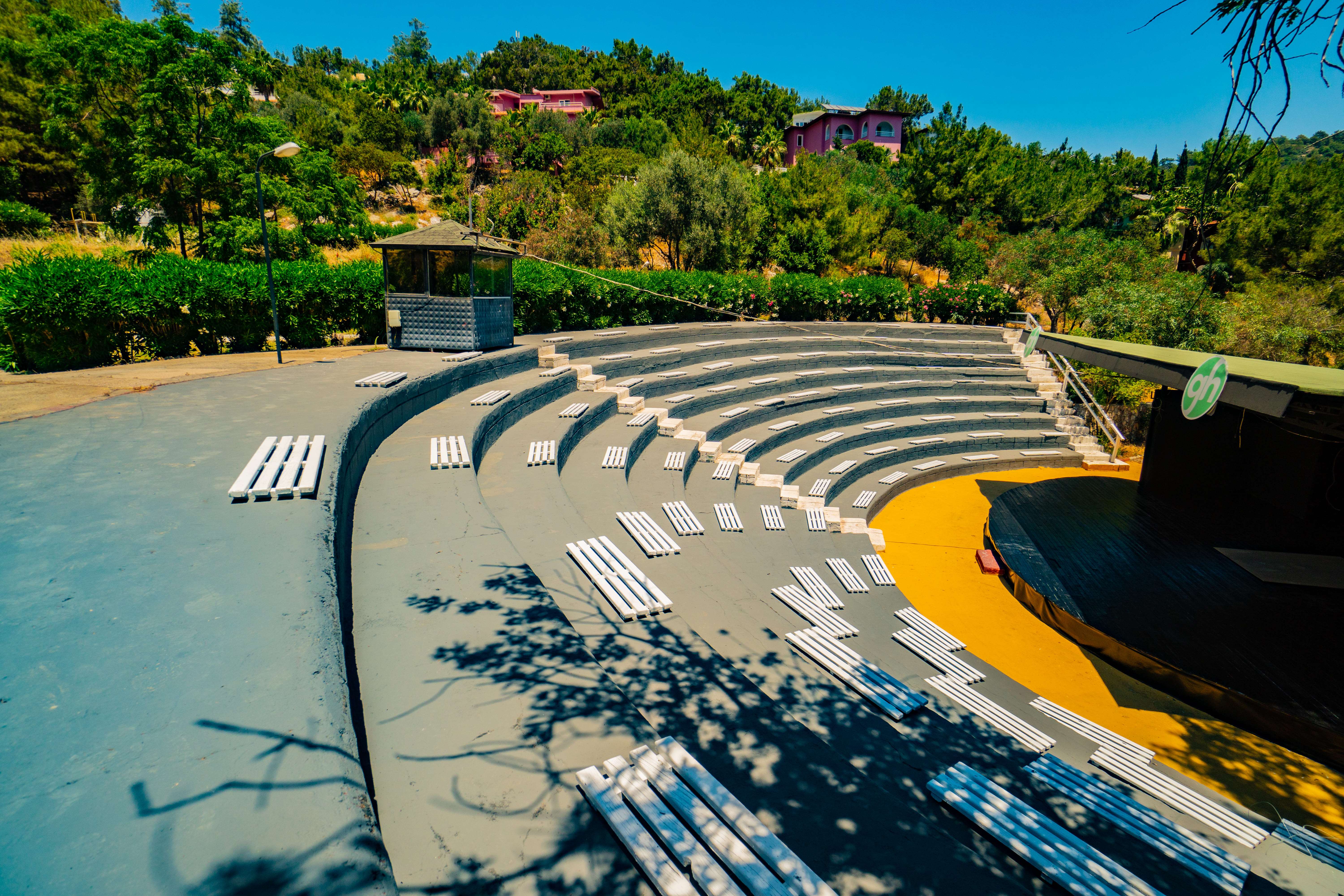 Senza Garden Holiday Club