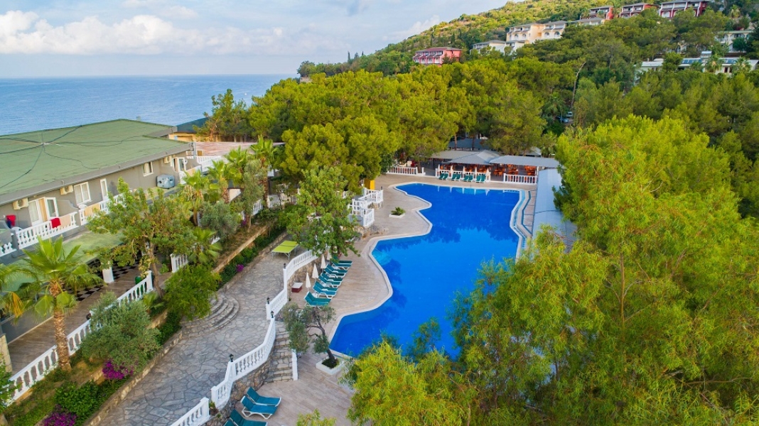 Senza Garden Holiday Club