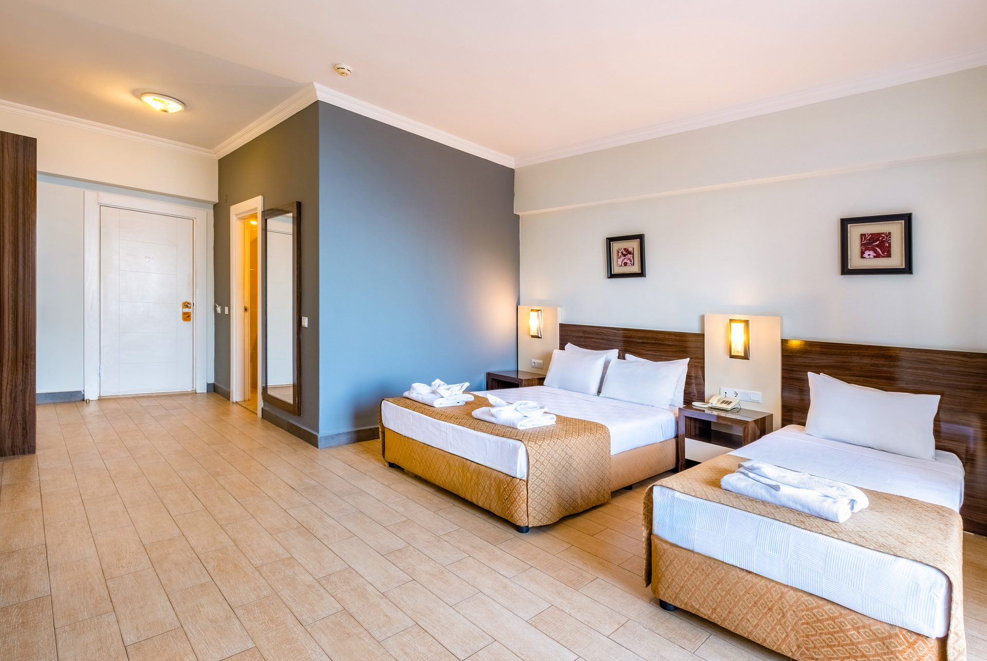 Senza Garden Holiday Club