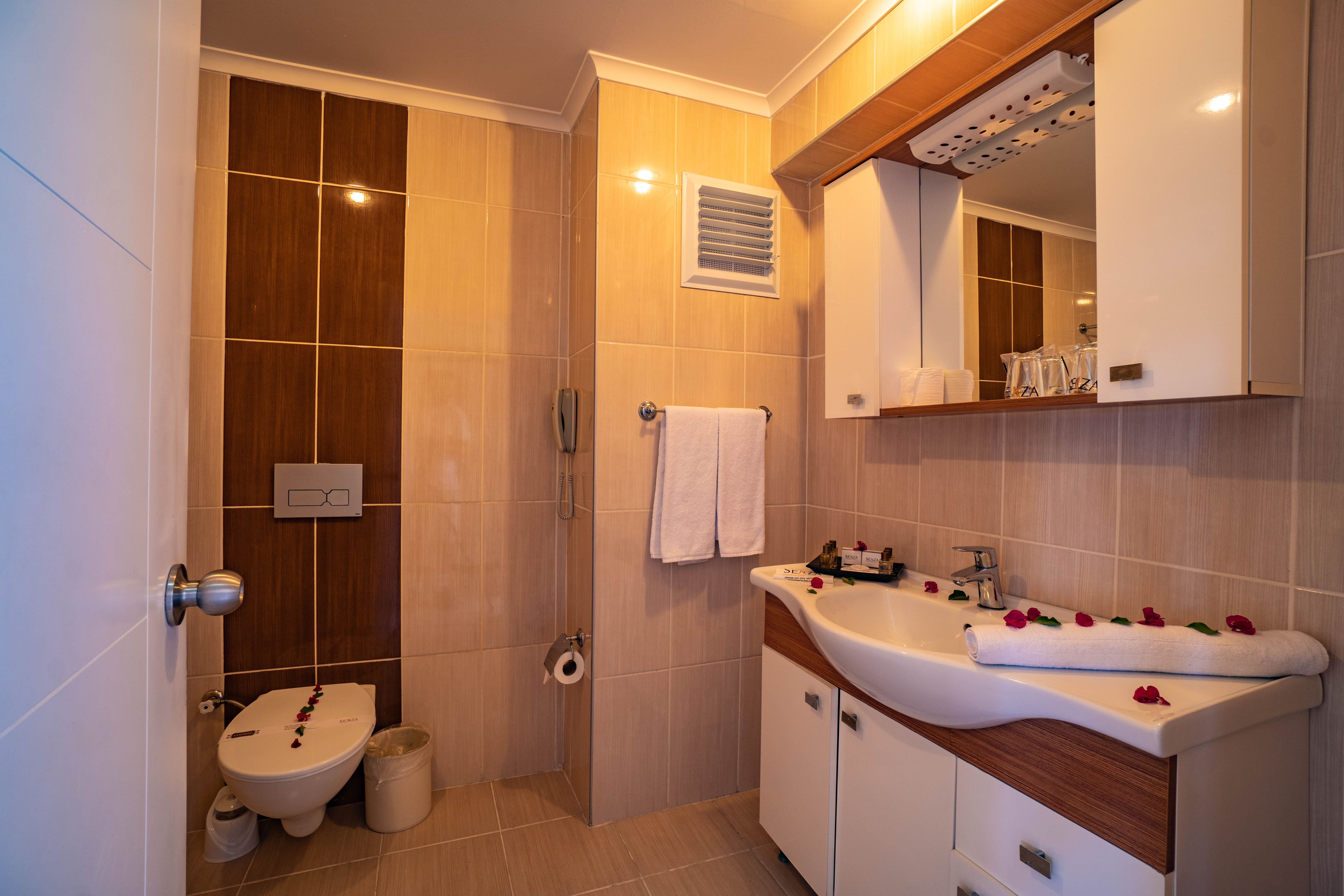 Senza Garden Holiday Club