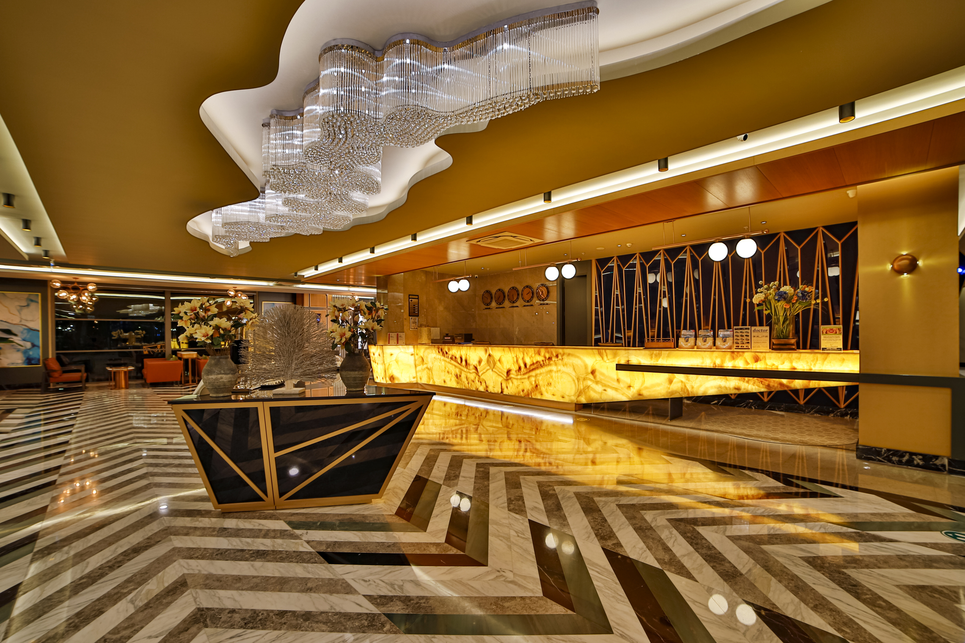 Diamond Deluxe Hotel & Spa