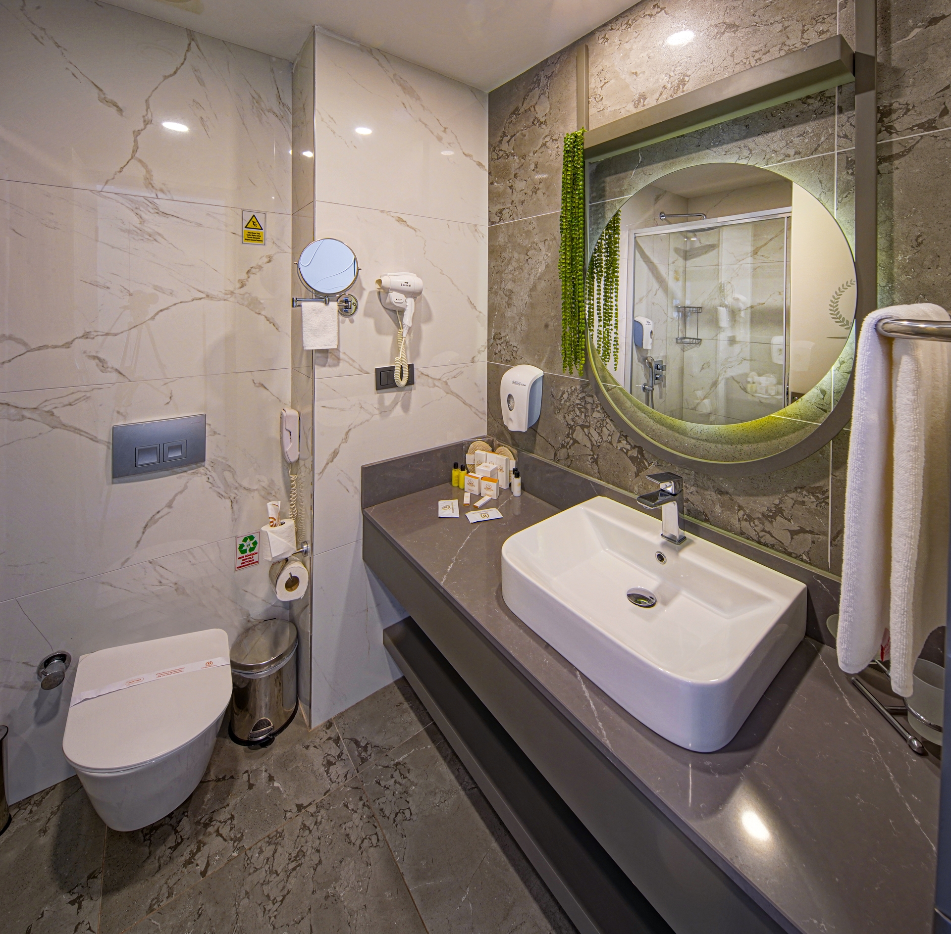 Diamond Deluxe Hotel & Spa