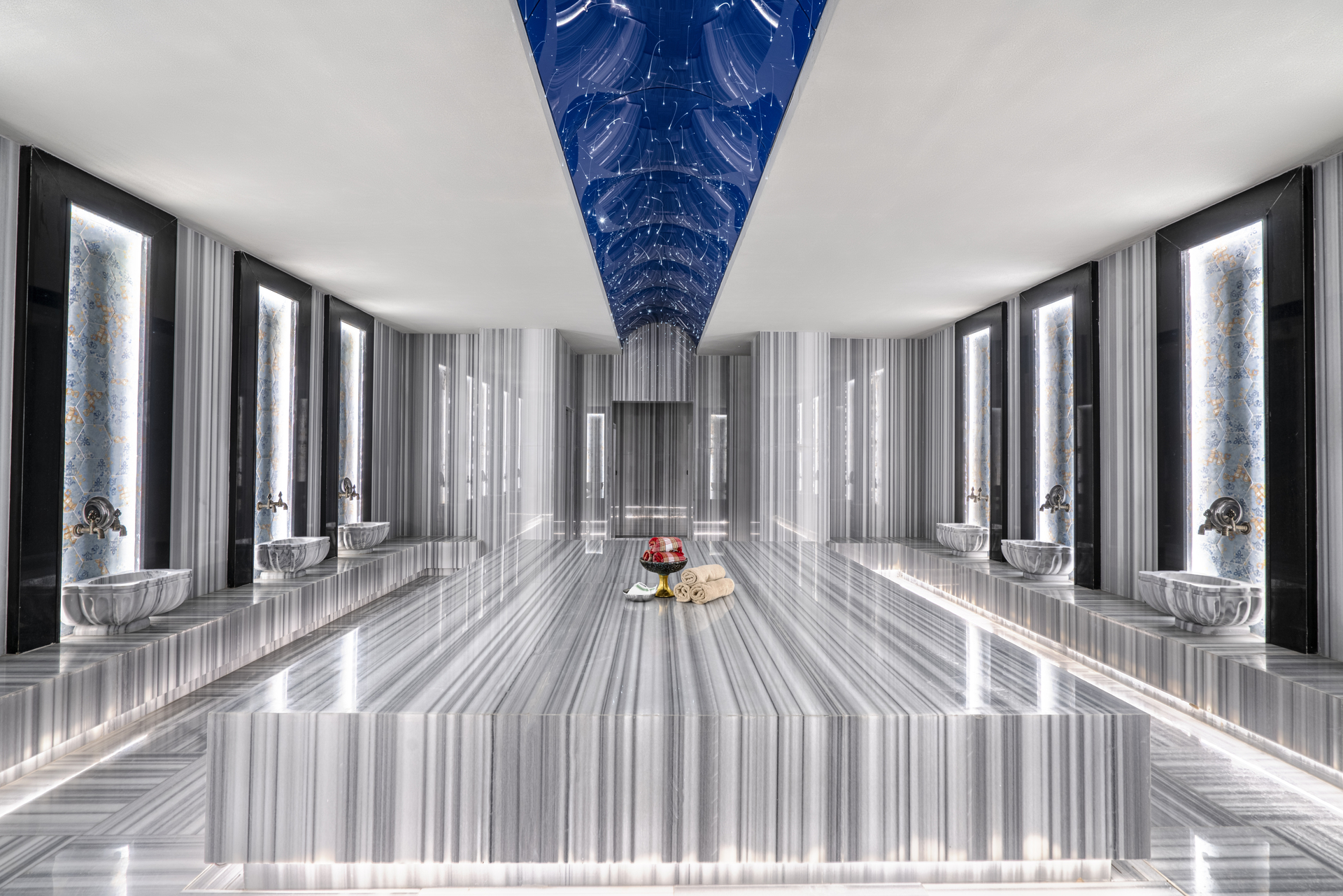 Diamond Deluxe Hotel & Spa