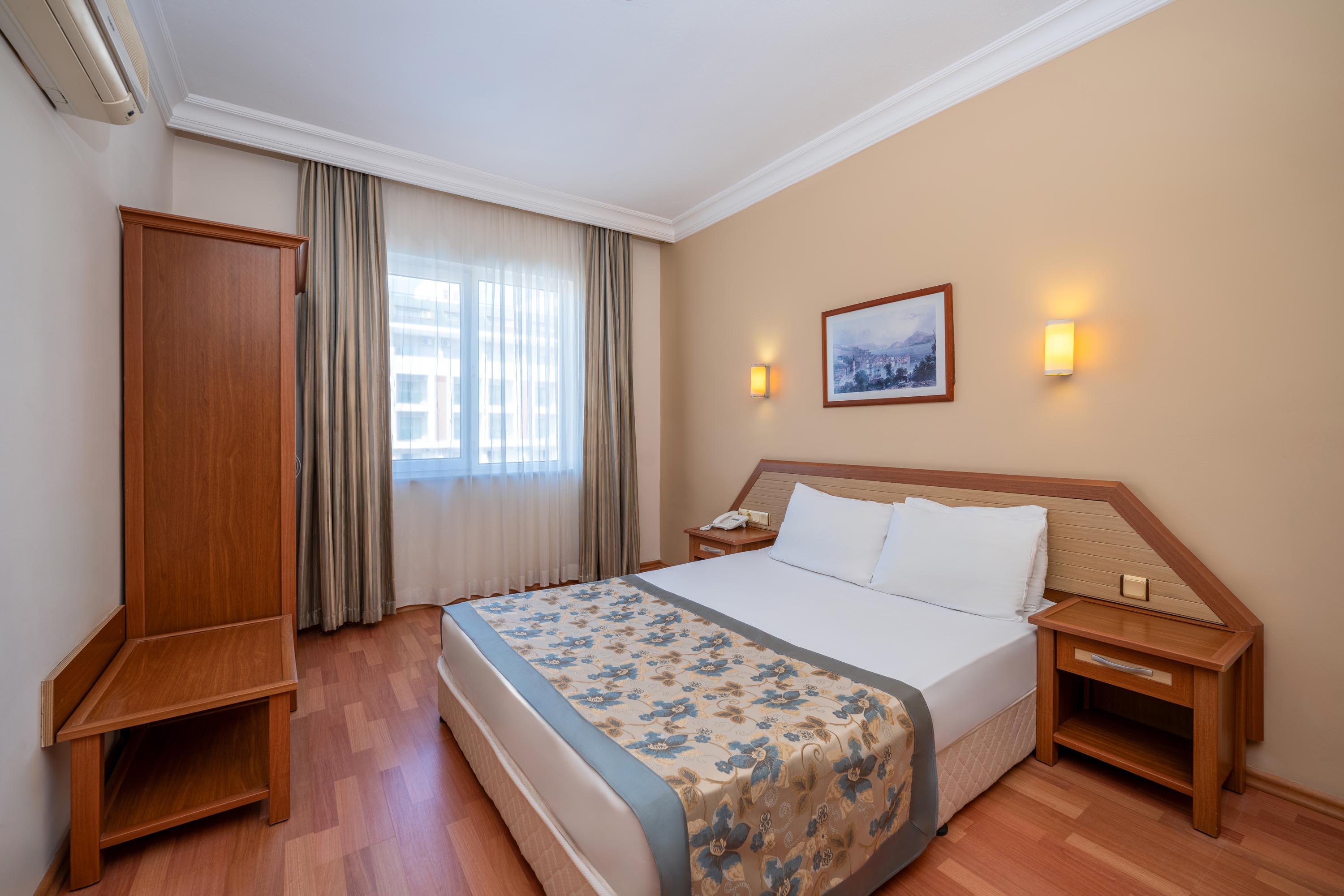 Villa Sunflower Beach Hotel