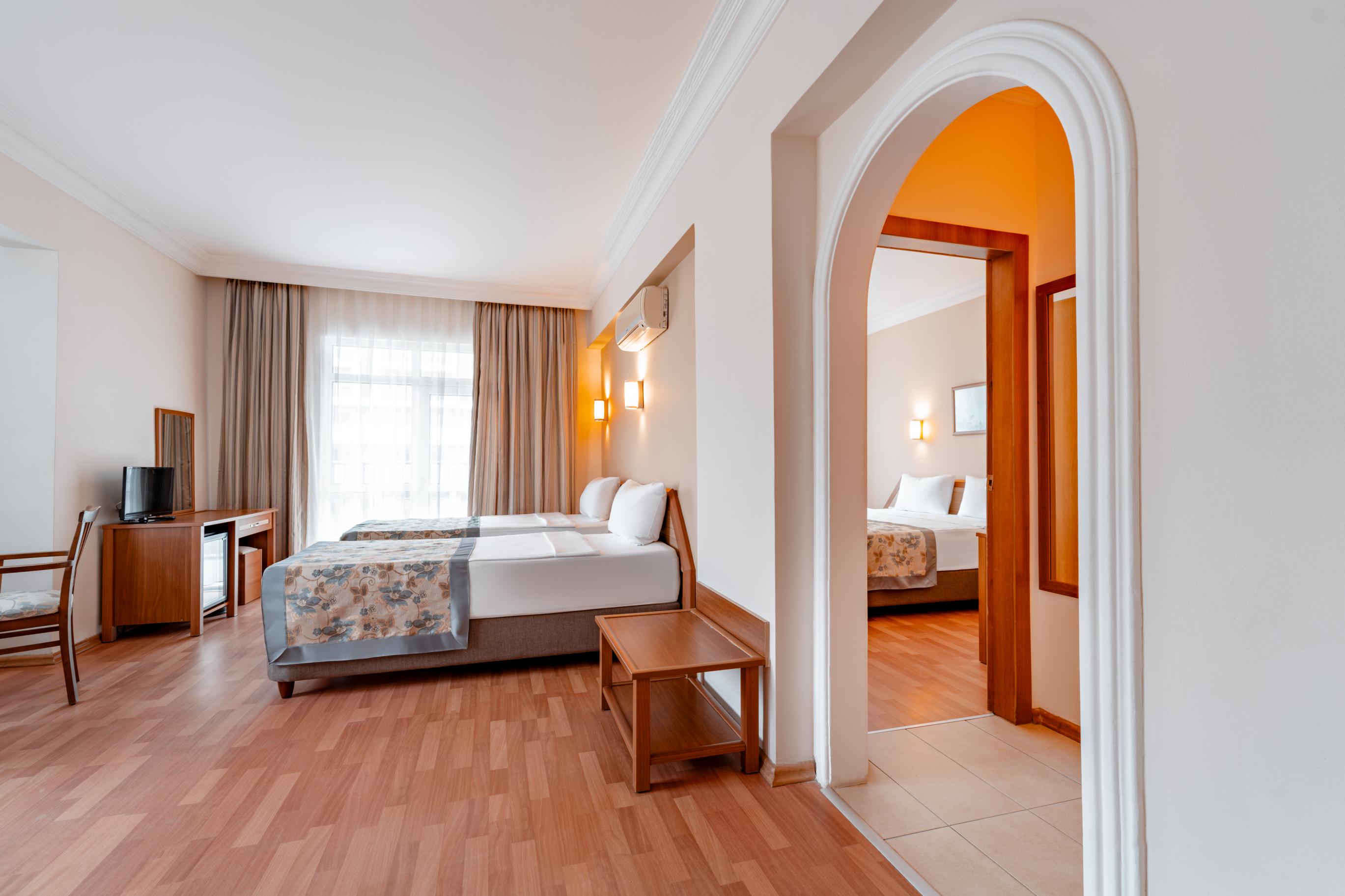 Villa Sunflower Beach Hotel