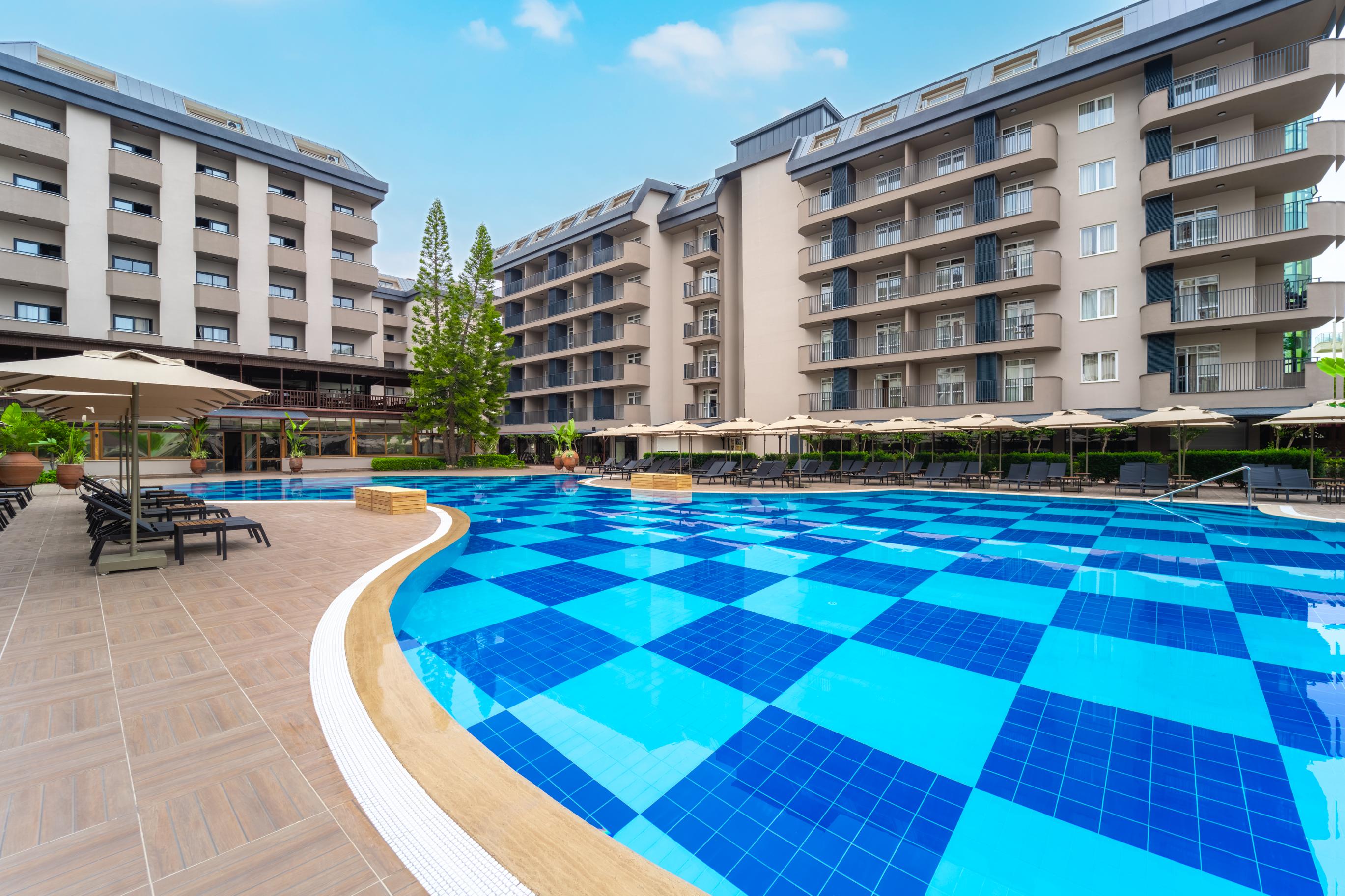 Villa Sunflower Beach Hotel