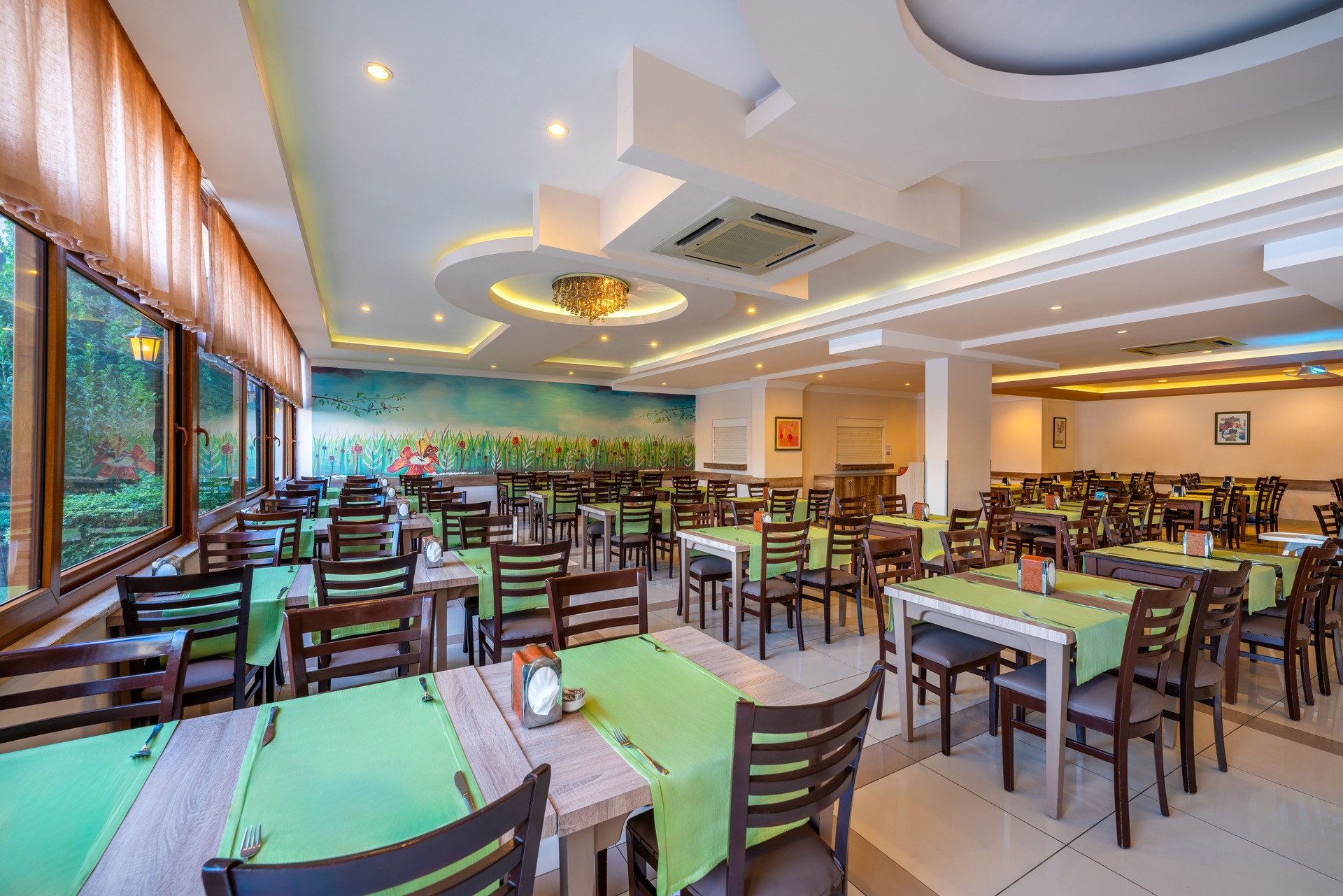 Villa Sunflower Beach Hotel