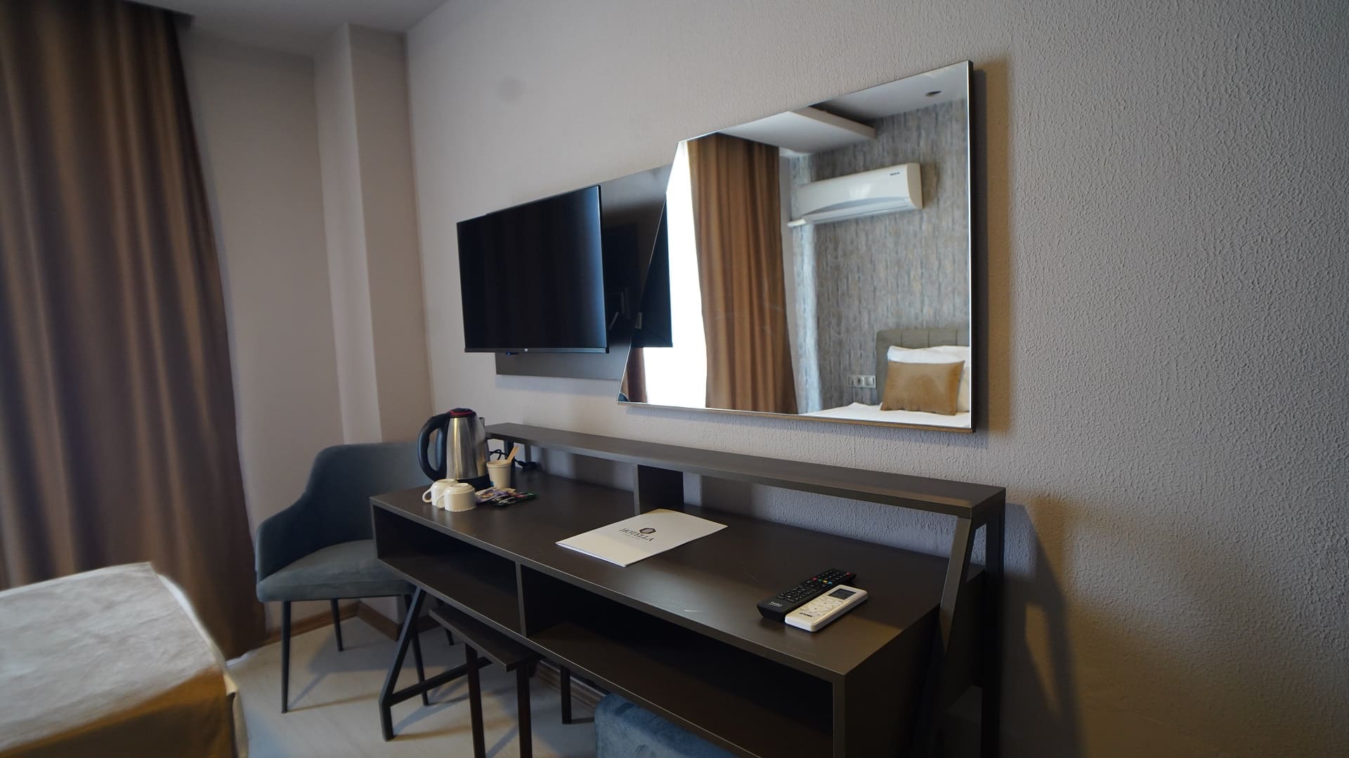 HOTELLA HOTEL & SPA