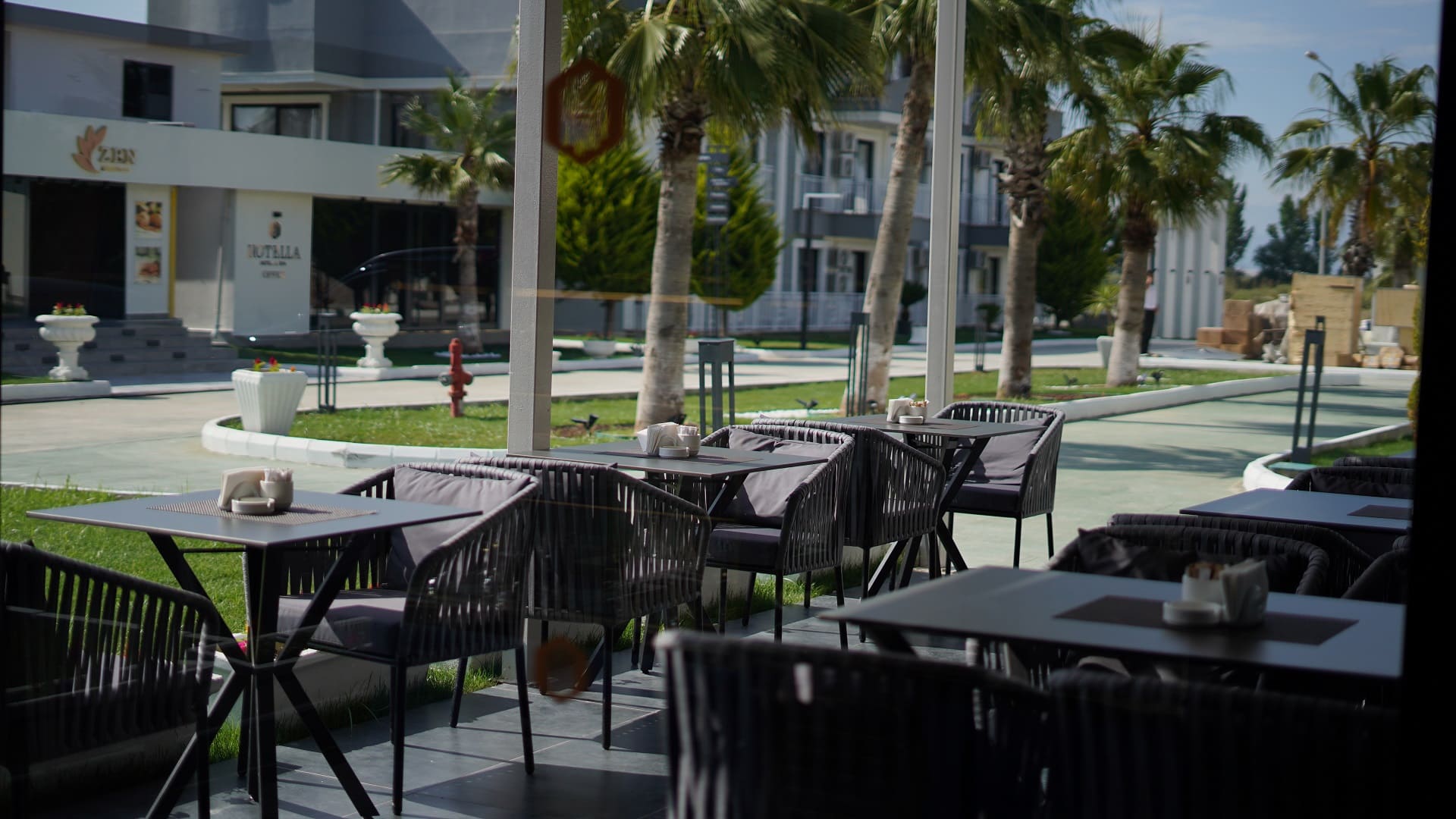 HOTELLA HOTEL & SPA
