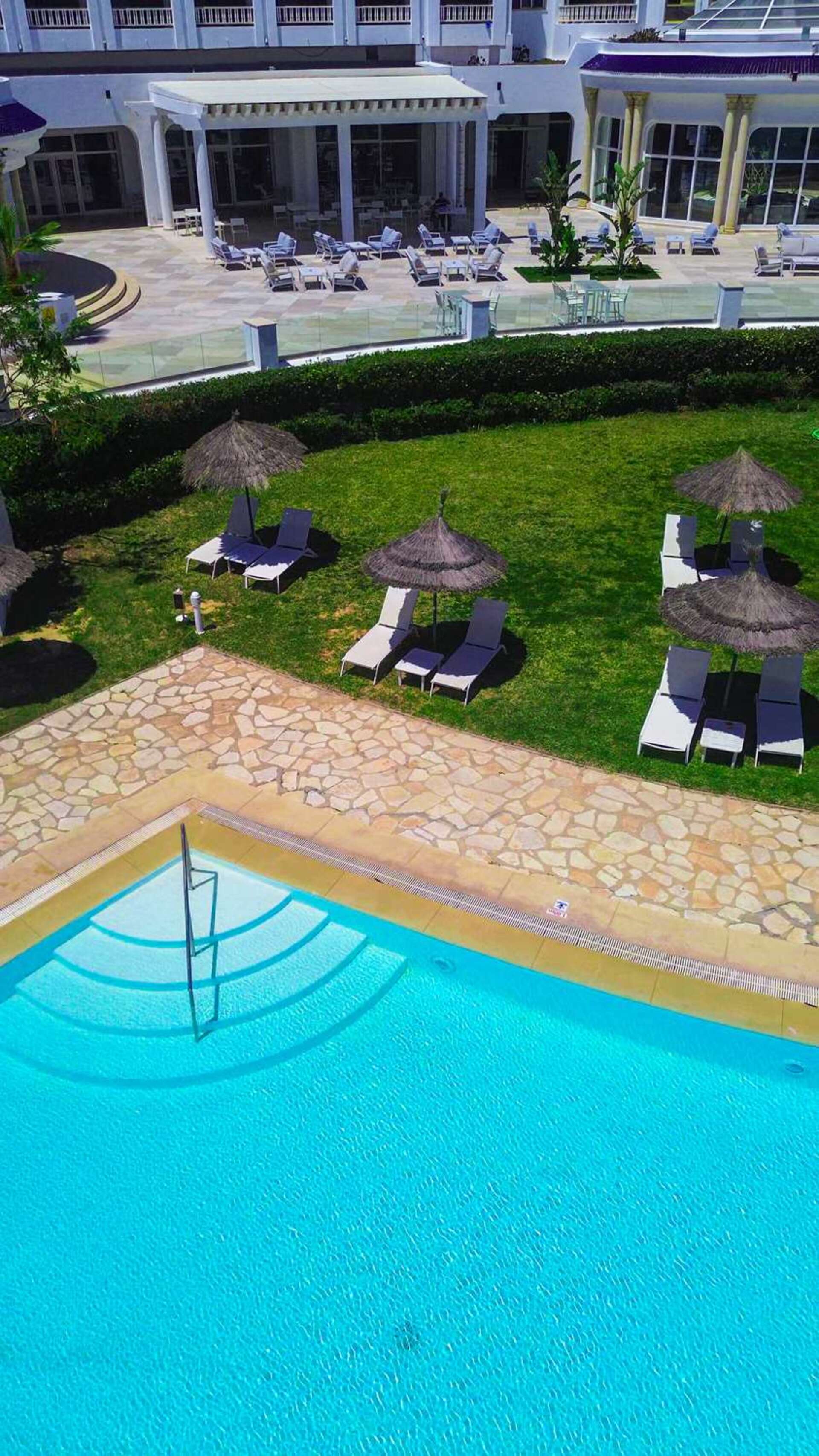 Golden Tulip Taj Sultan