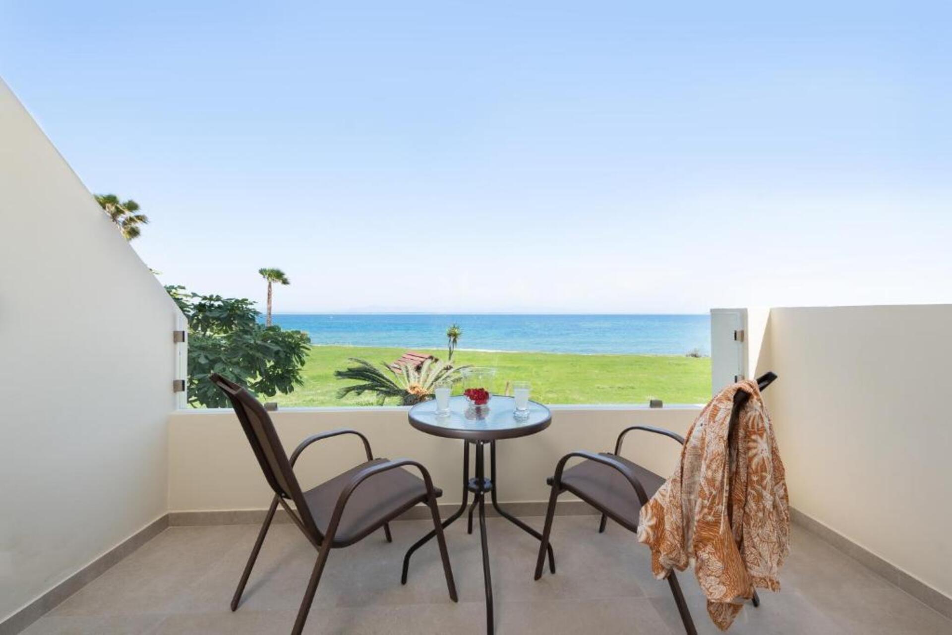 Ixia Dream Beachfront Hotel