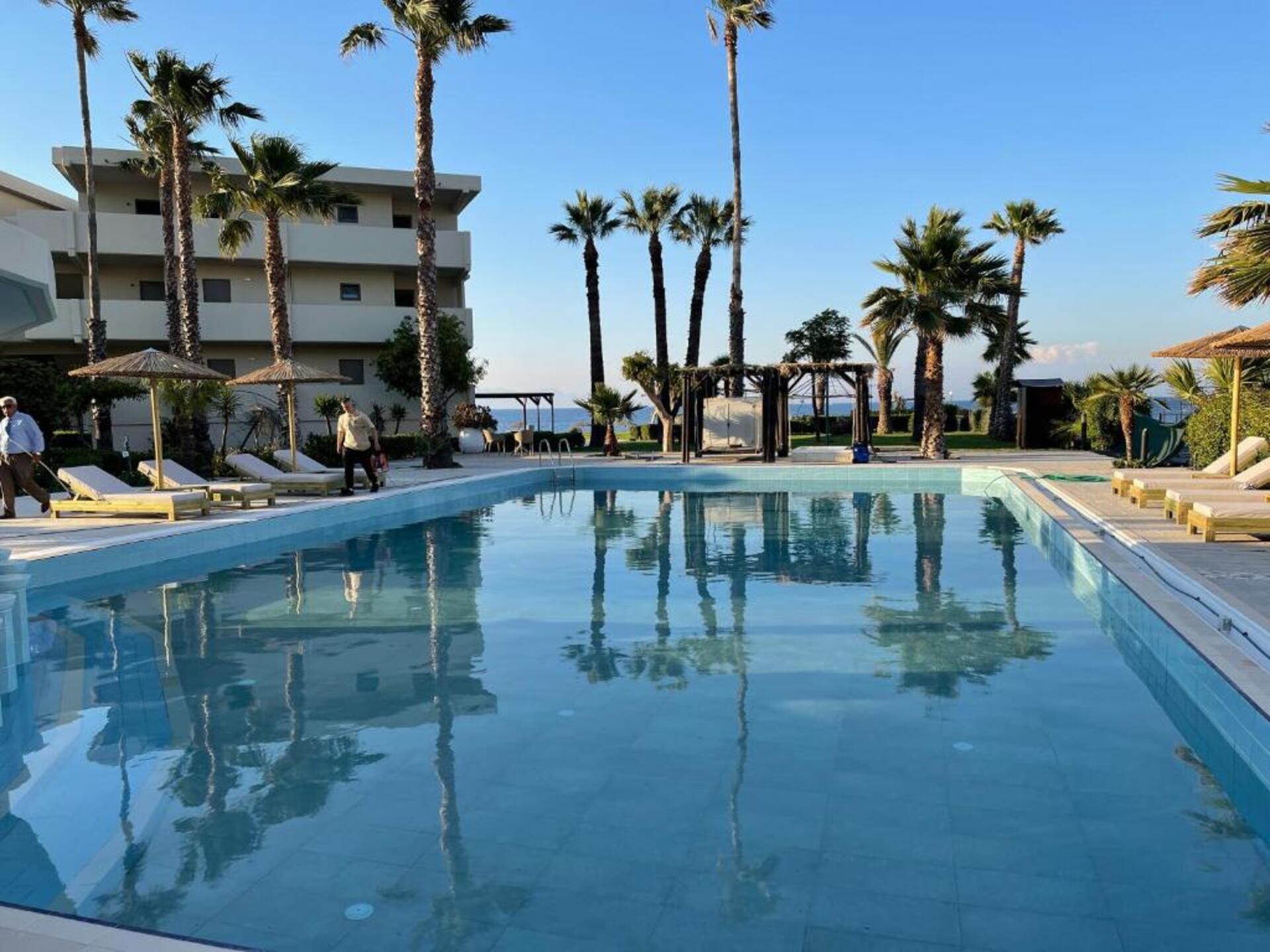 Ixia Dream Beachfront Hotel