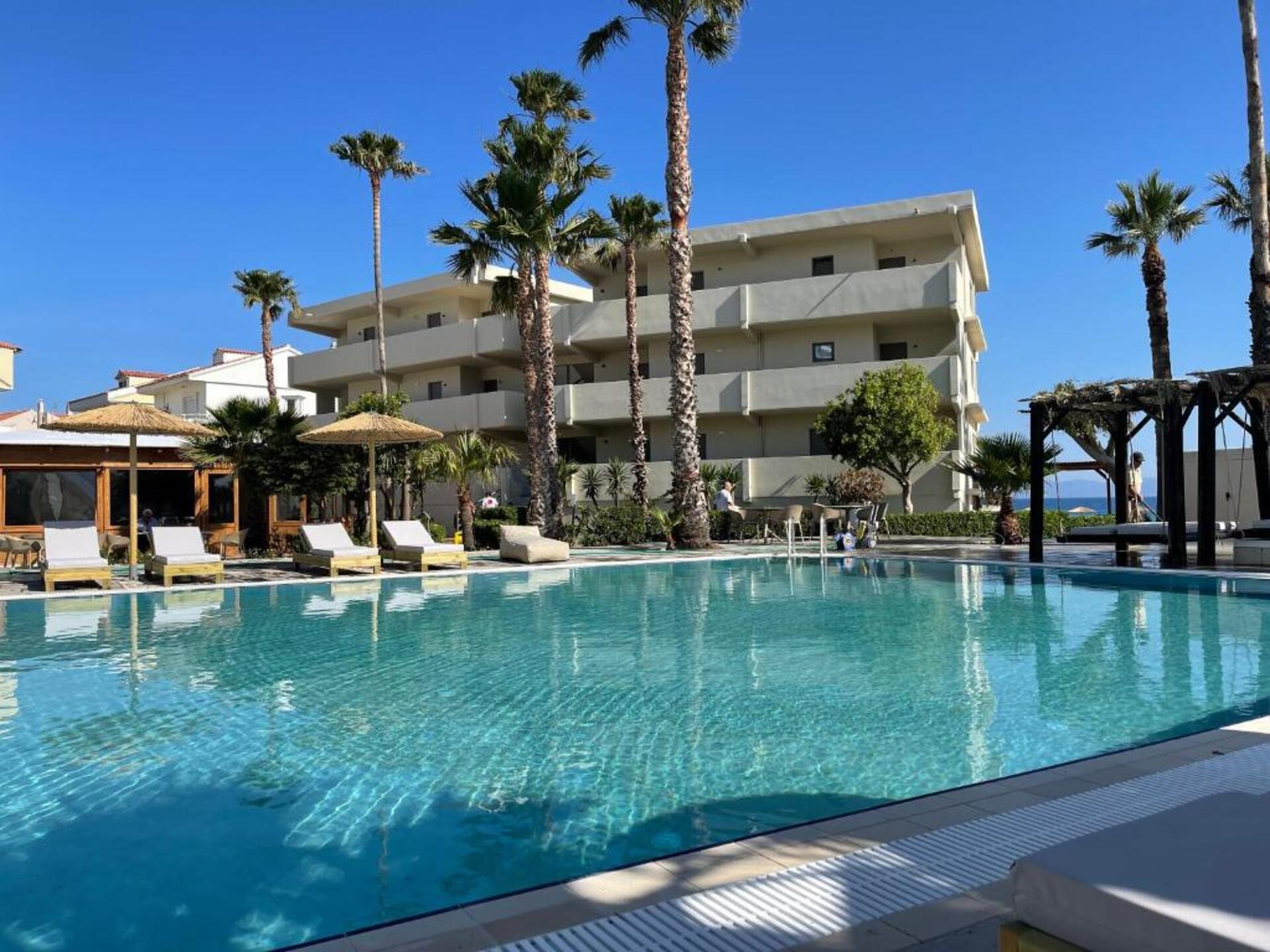 Ixia Dream Beachfront Hotel
