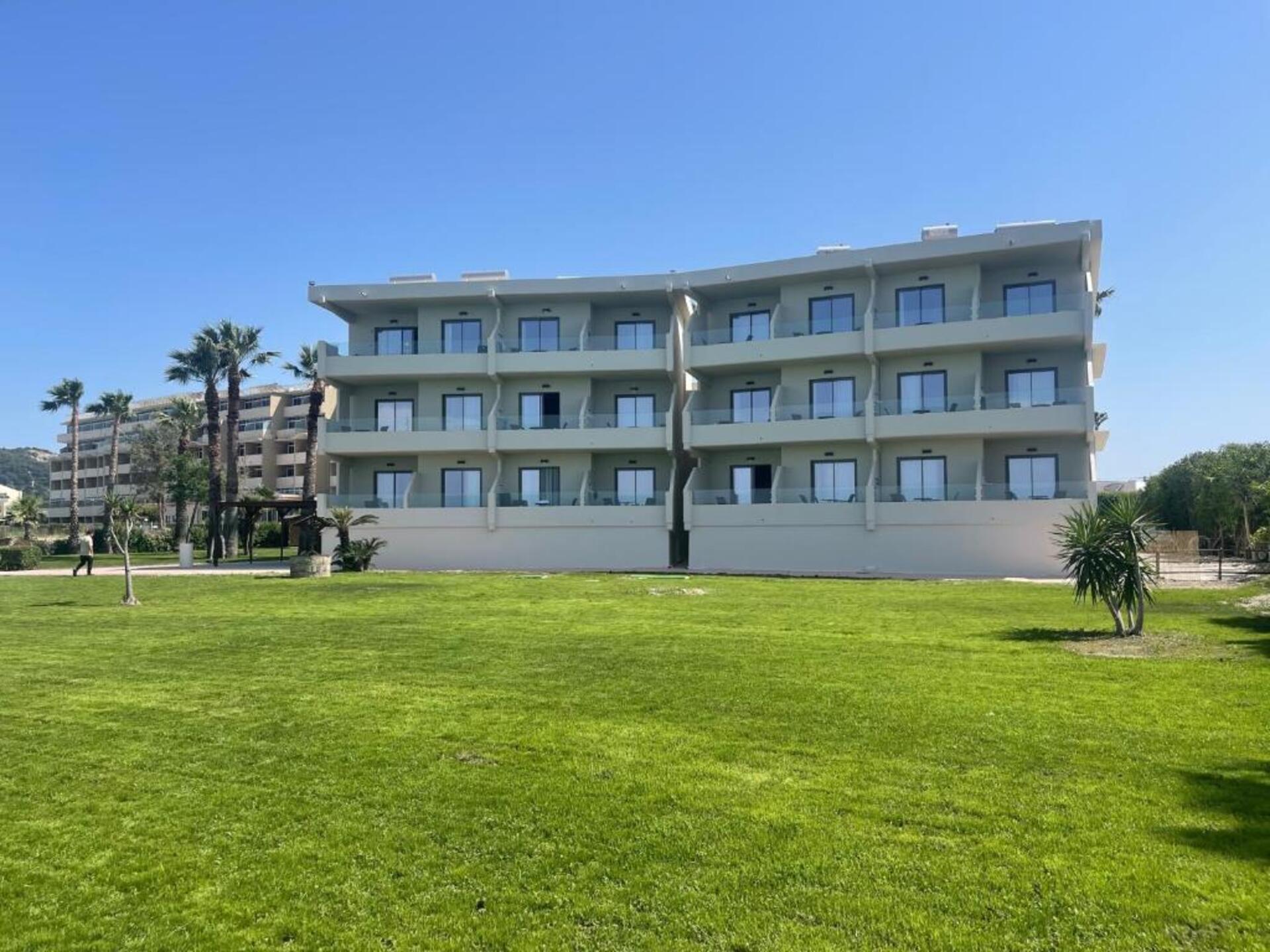 Ixia Dream Beachfront Hotel