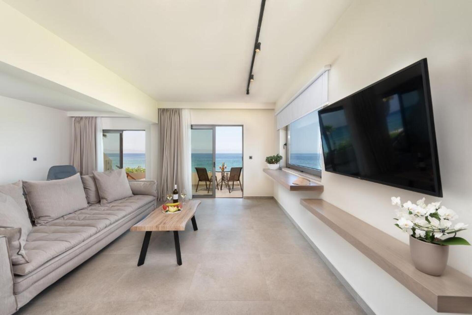 Ixia Dream Beachfront Hotel