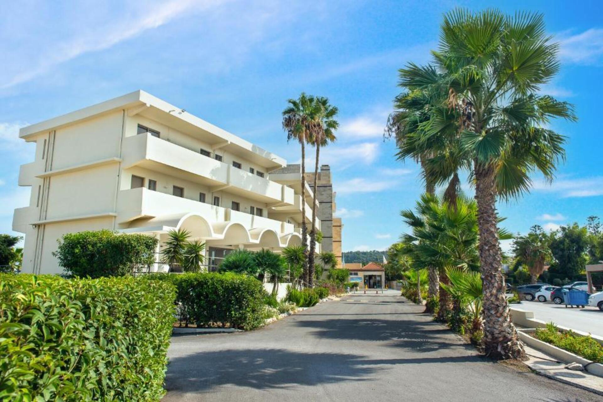 Ixia Dream Beachfront Hotel