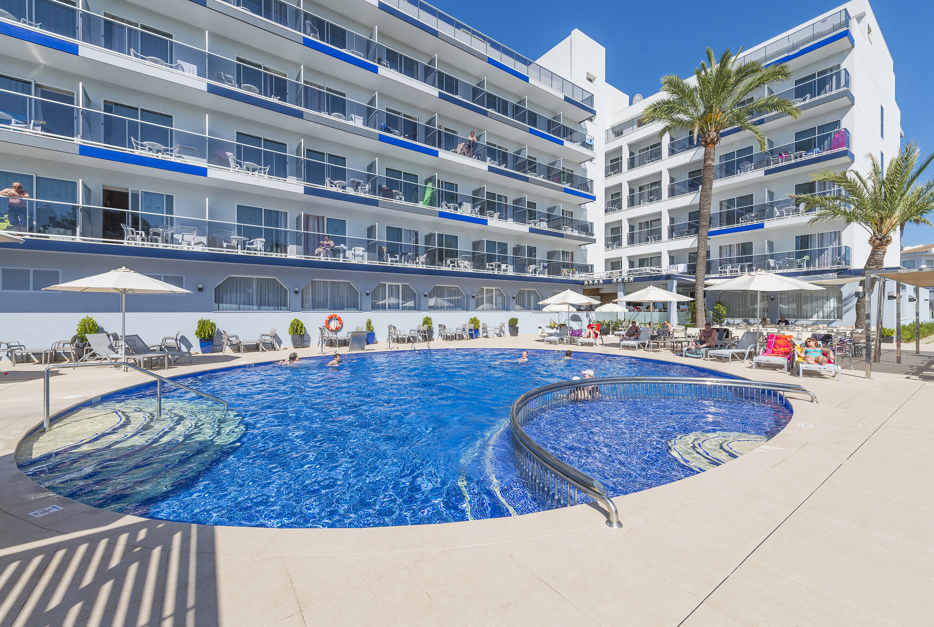 Vista Park Hotel & Apartments
